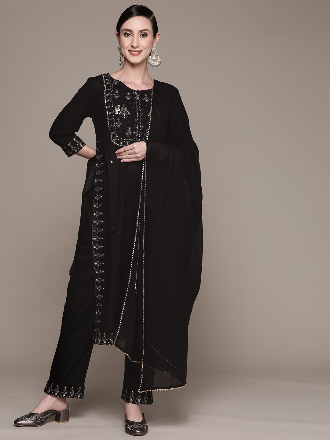 Ishin Women Black Ethnic Motifs Yoke Design High Slit Kurta with Trousers & With Dupatta