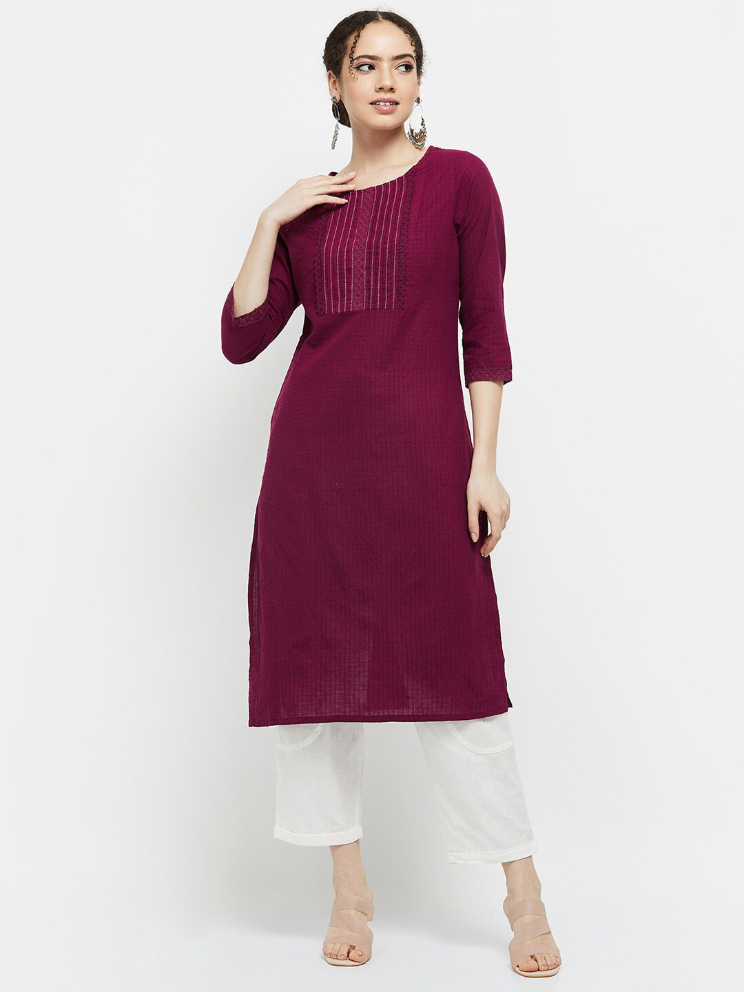 max Women Magenta Solid Straight Kurta