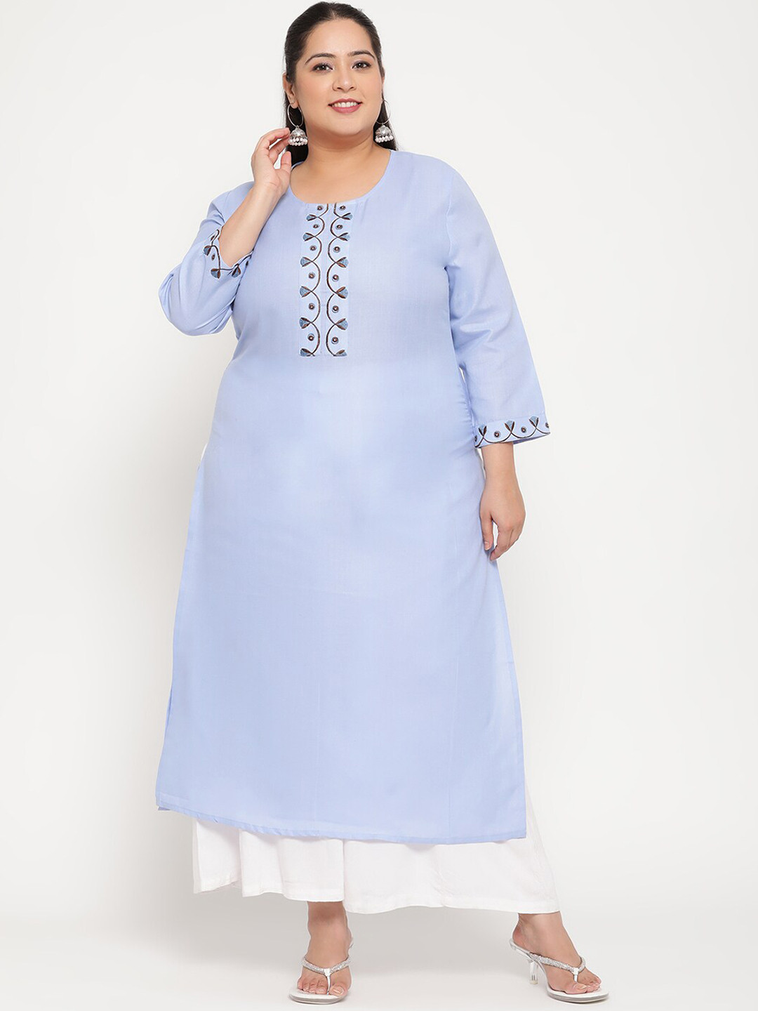 Sringam Women Blue Embroidered Thread Work Cotton Kurta
