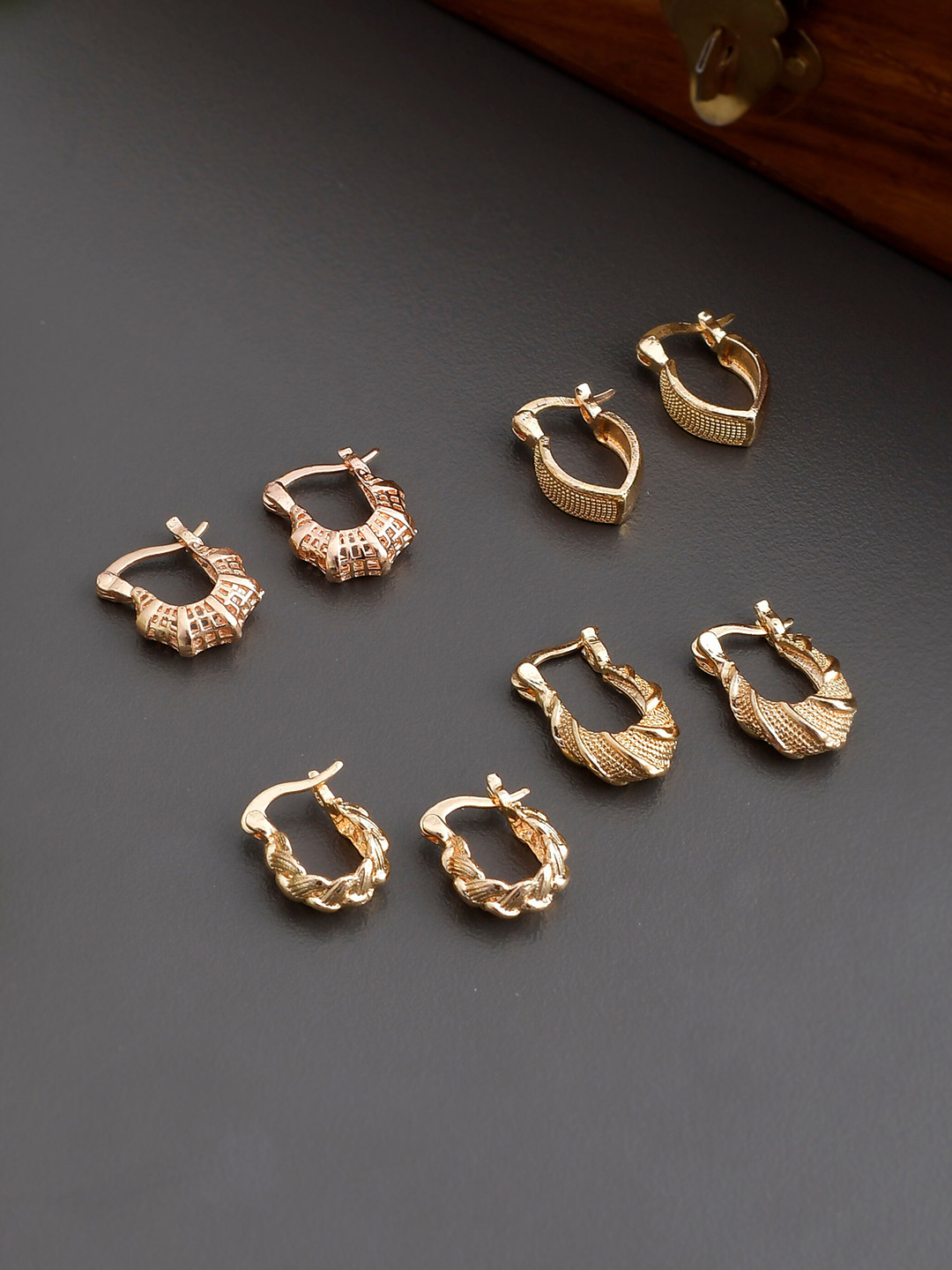 Silvermerc Designs Set Of 4 Gold-Toned Contemporary Studs Earrings