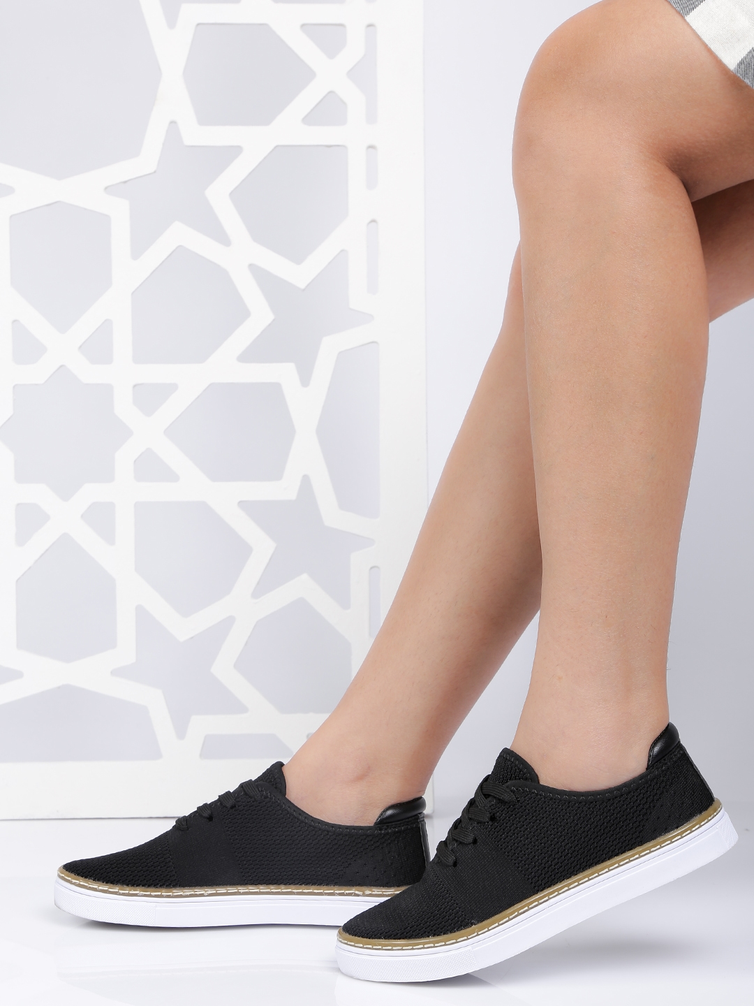sneakers for girls myntra