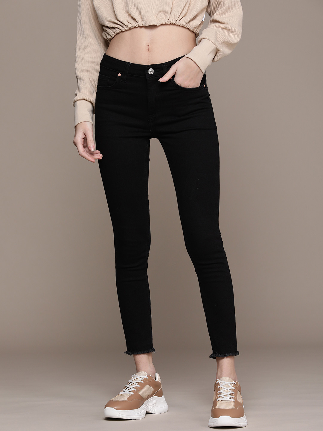 MANGO Women Skinny Fit Stretchable Cropped Jeans