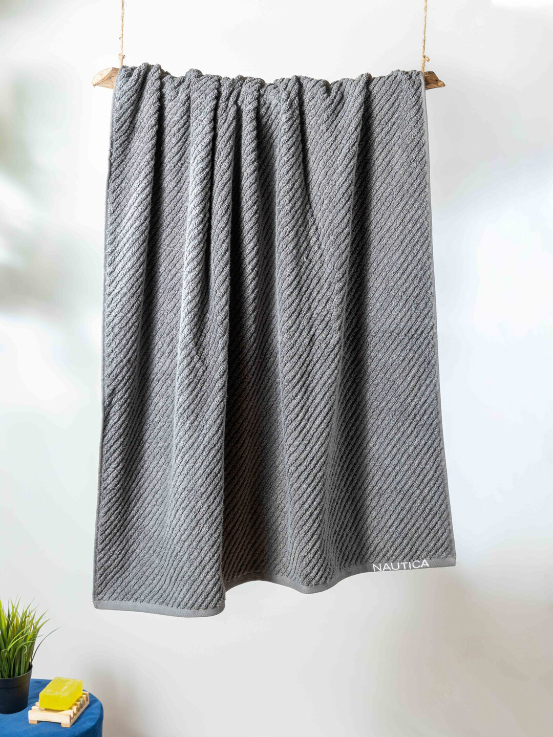 Nautica Grey Solid Pure Cotton 600 GSM Bath Towels