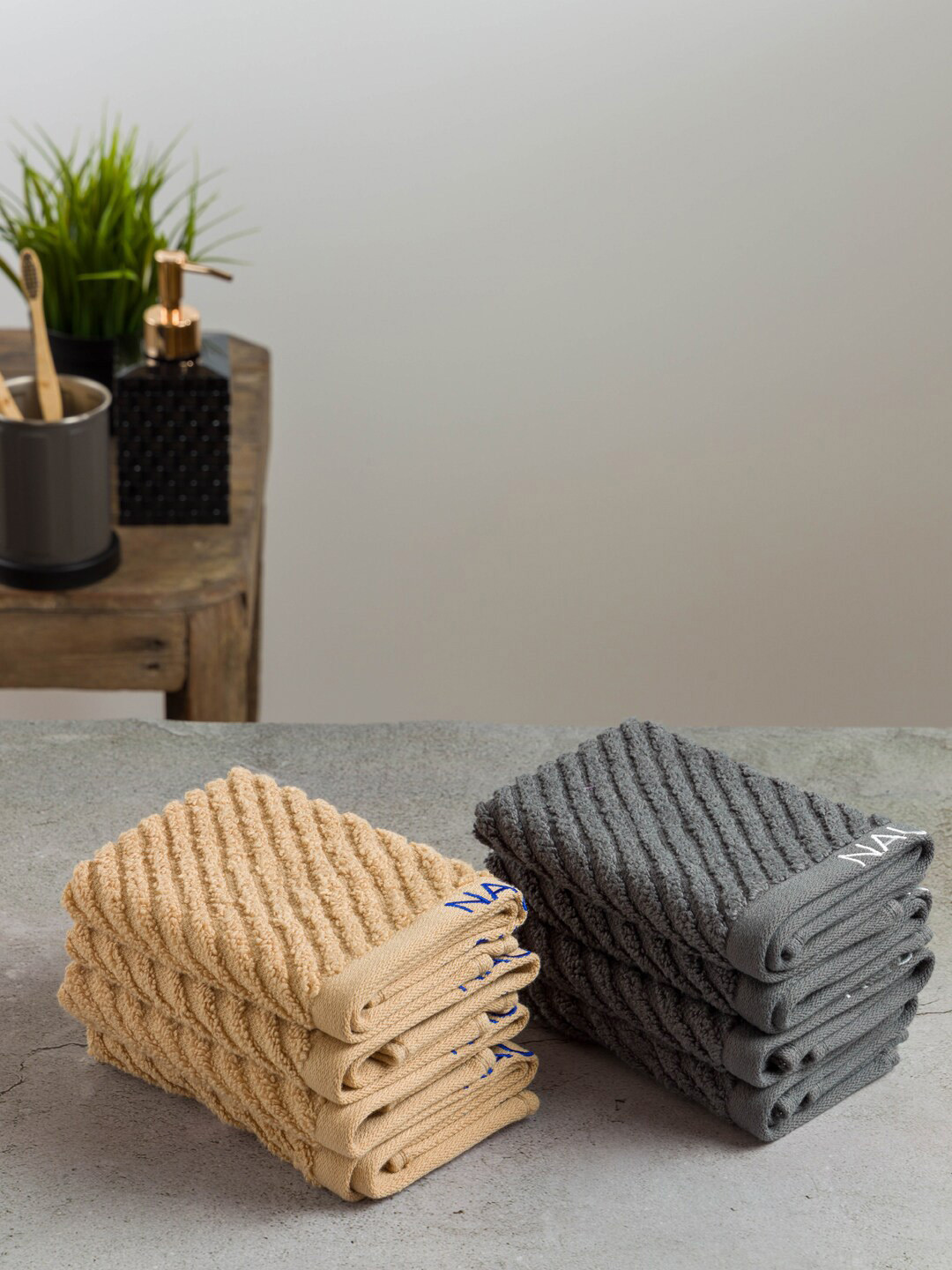 Nautica Set Of 8 Solid Pure Cotton 600 GSM Face Towels