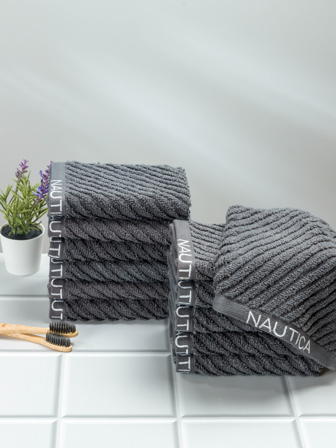 Nautica Set Of 12 Solid 600 GSM Pure Cotton Face Towels