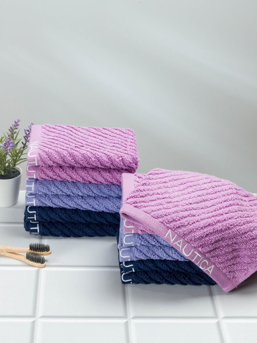 Nautica Set Of 12 Solid 600 GSM Pure Cotton Face Towels
