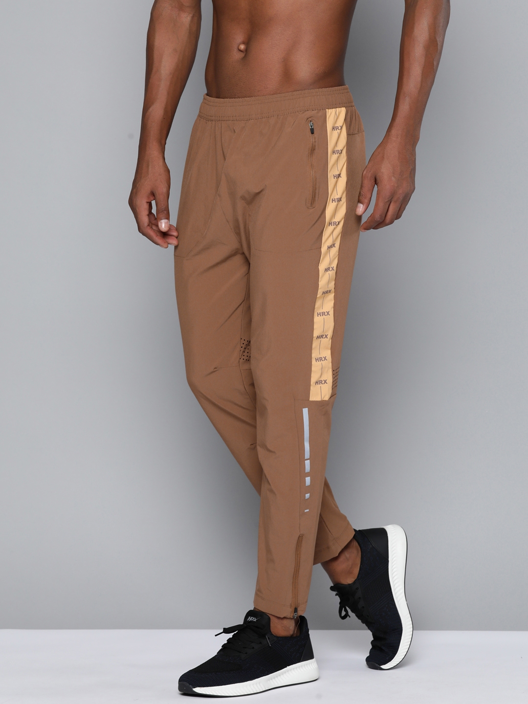 Buy Men Patterned Regular Fit Black Jogger Pants Online  799660  Allen  Solly