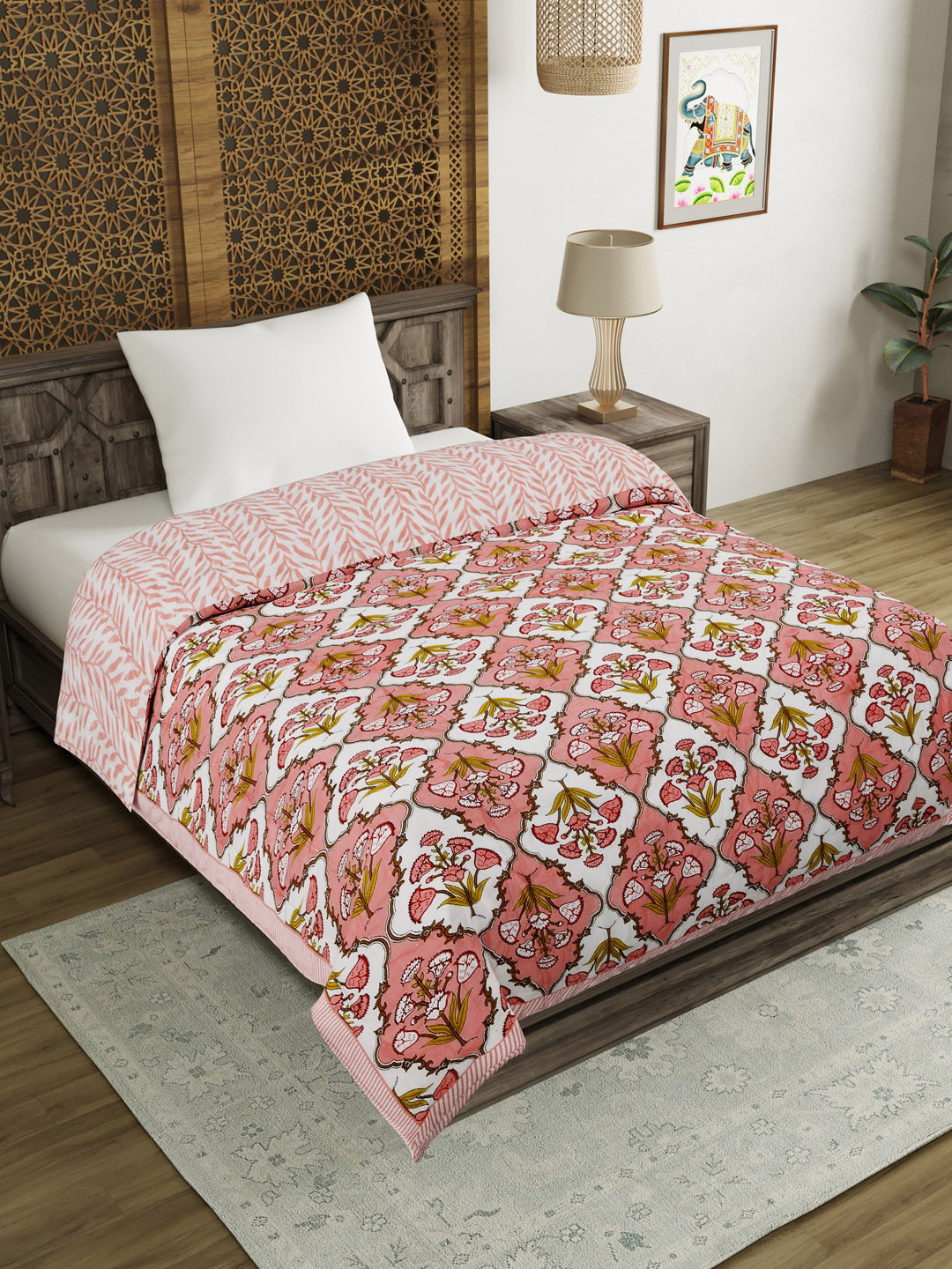 BLOCKS OF INDIA Peach-Coloured & White Floral Mild Winter 350 GSM Single Bed Quilt