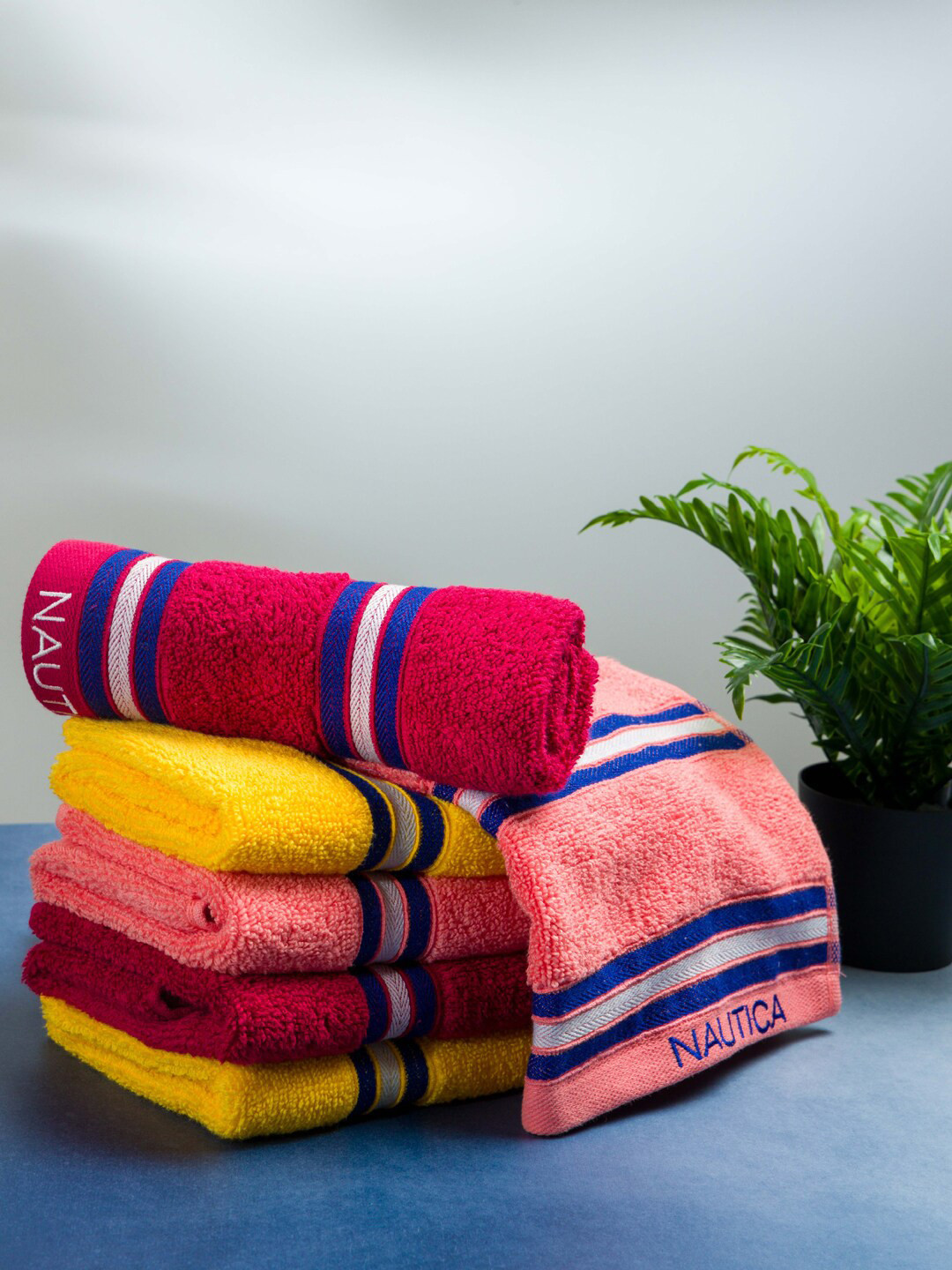 Nautica Pack Of 6 Solid Pure Cotton 600 GSM Hand Towels