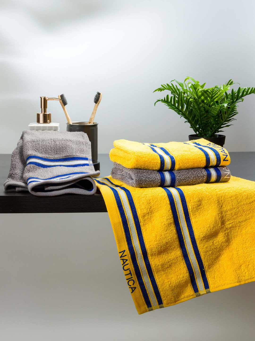 Nautica Yellow And Grey Solid Cotton Hand Towels