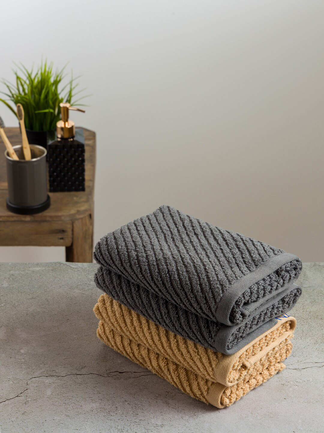 Nautica Set Of 4 Steel Grey & Beige 600 GSM Solid Pure Cotton Hand Towels