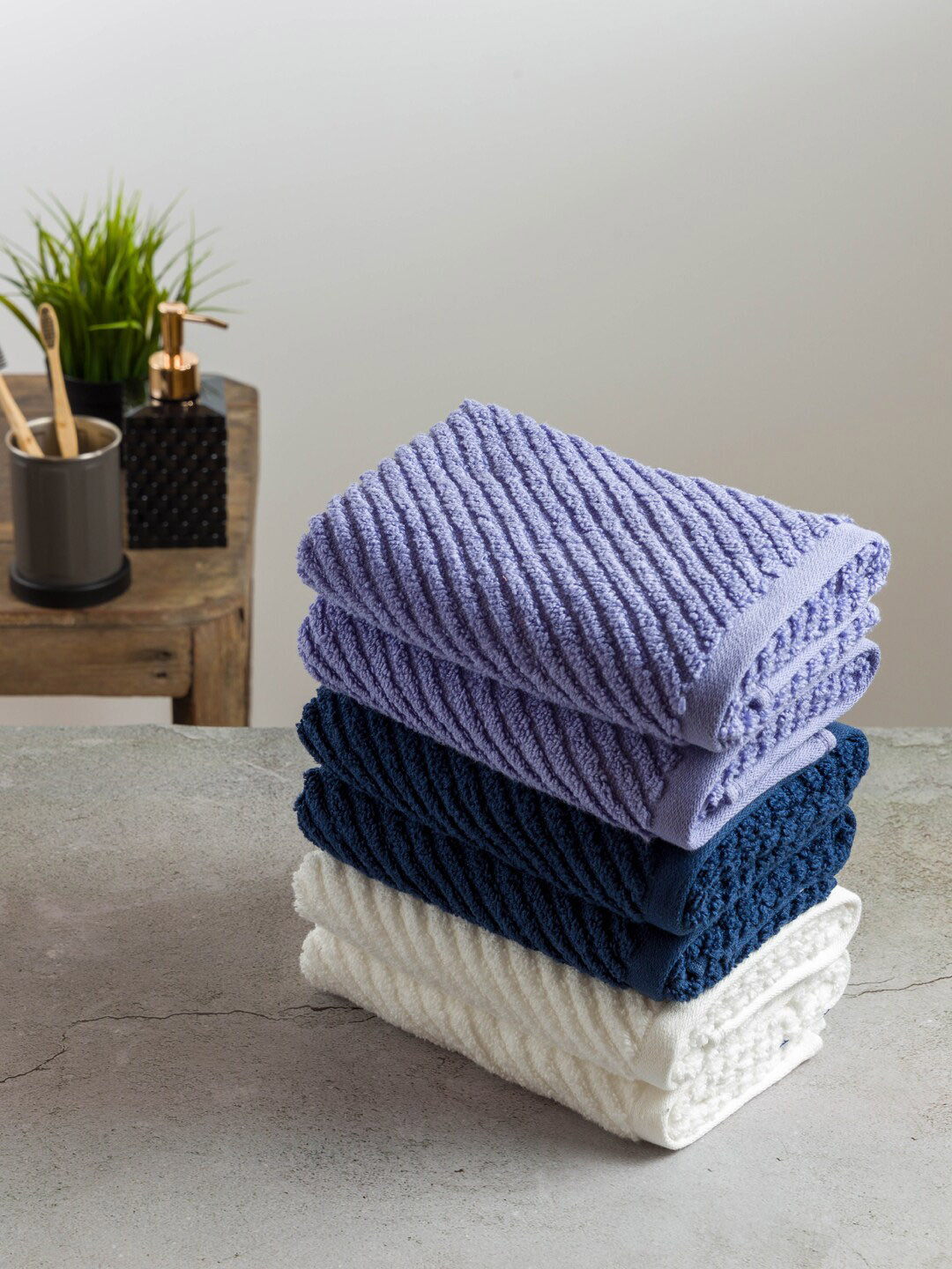 Nautica Set Of 6 Solid 600 GSM Pure Cotton Quick Dry Technology Hand Towels