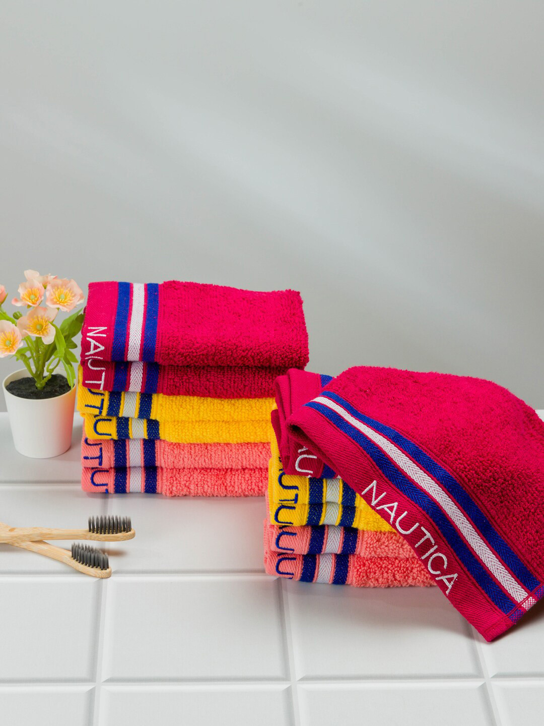 Nautica Set Of 12 Burgundy & Yellow Solid Pure Cotton 500 GSM Face Towels