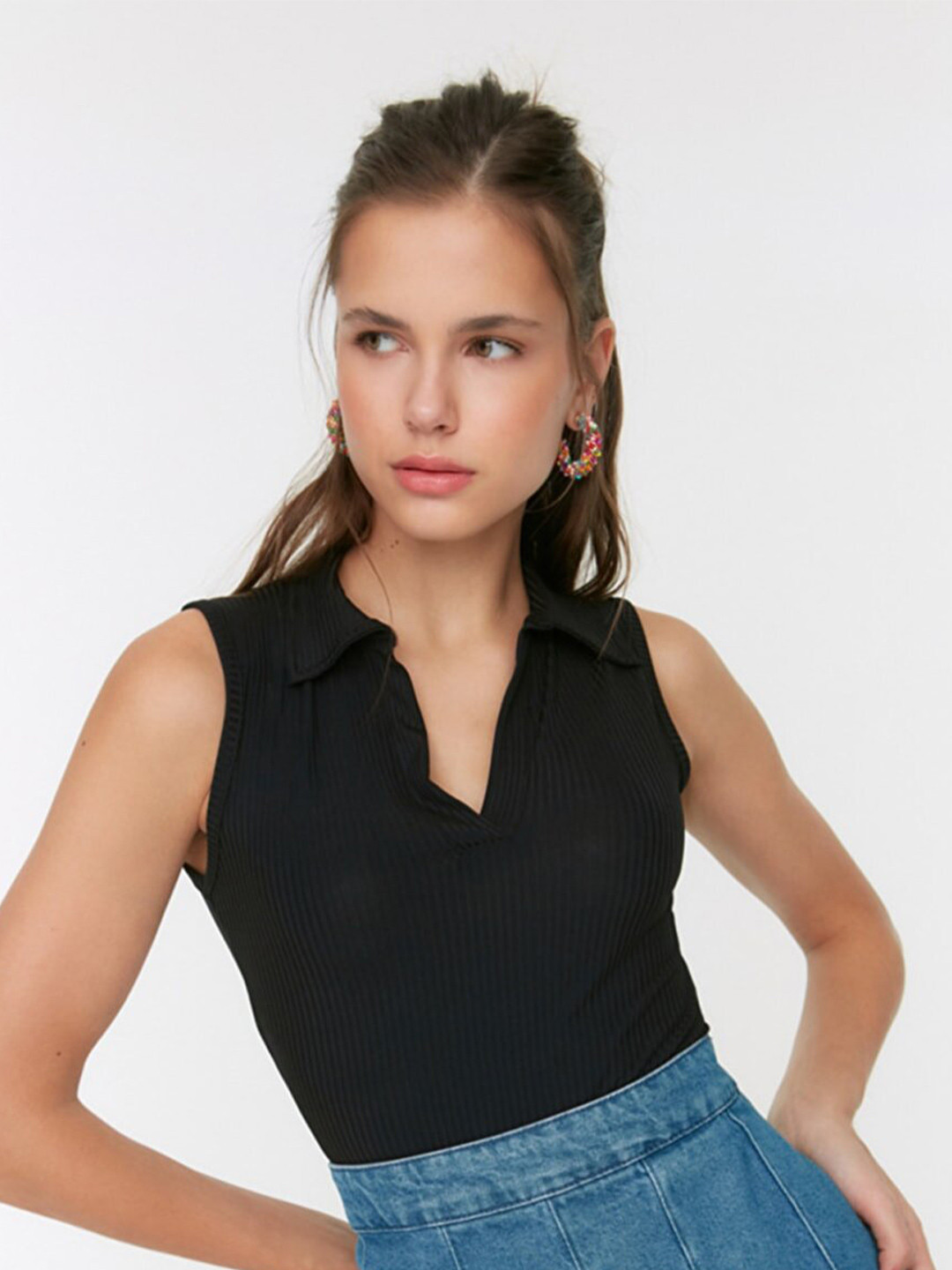 Trendyol Black Ribbed Knitted Regular Top