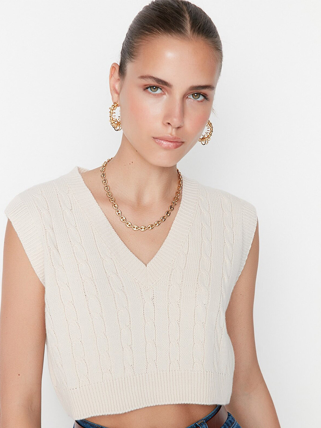 Trendyol Women Beige Cable Knit Crop Sweater Vest