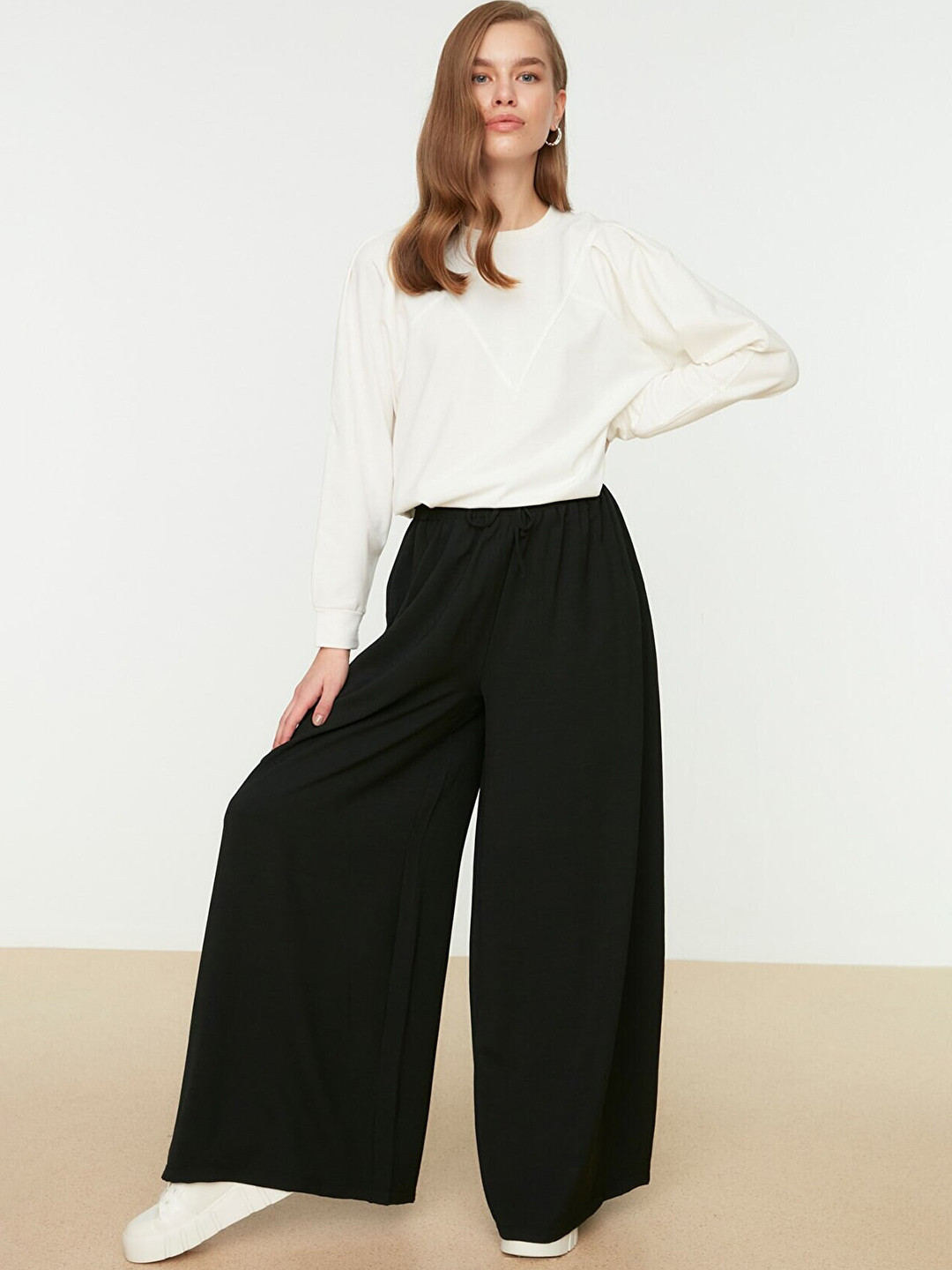 Trendyol Women Black Loose Fit Trousers