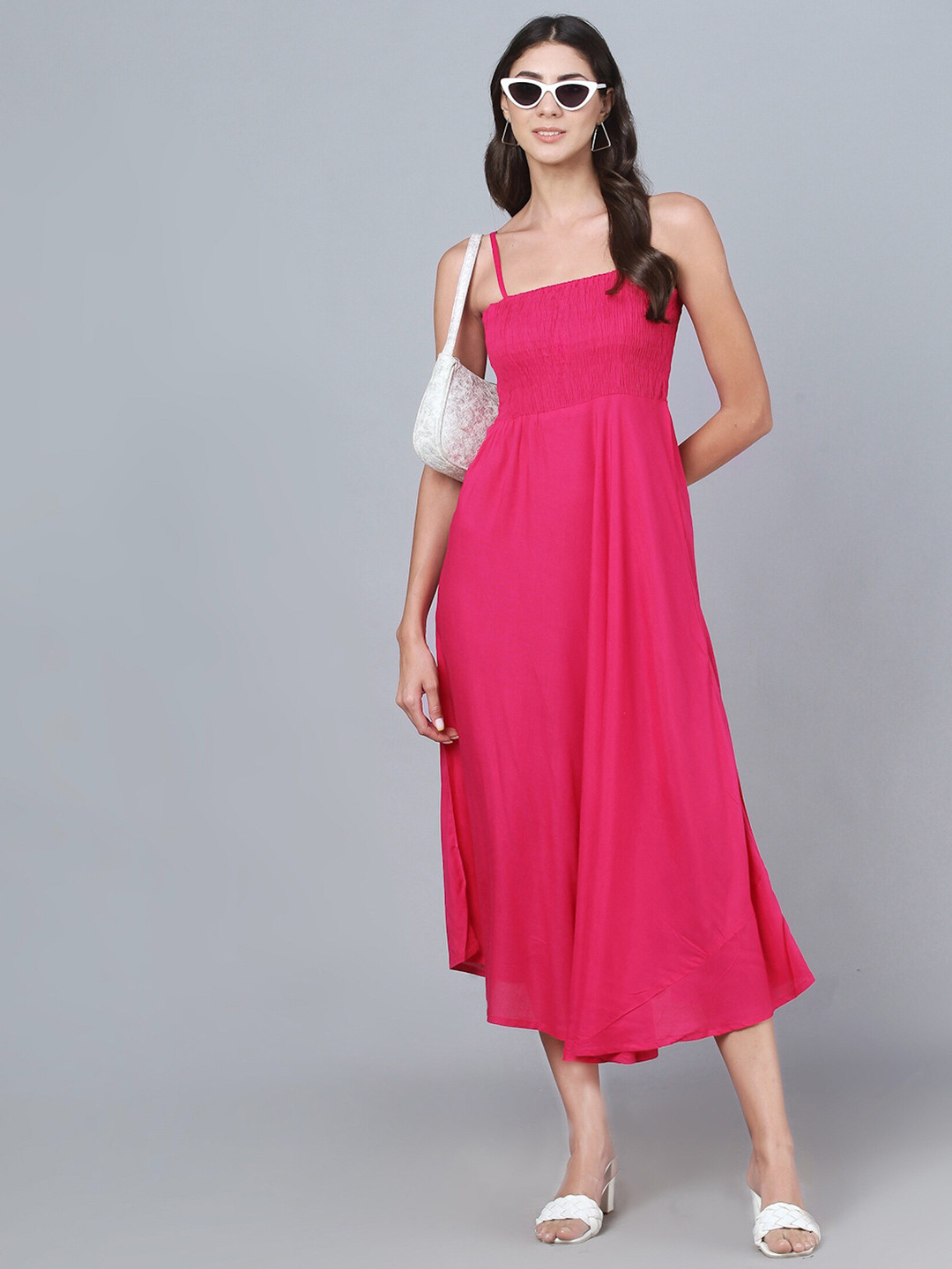 Vastralay Women Fuchsia Midi Dress