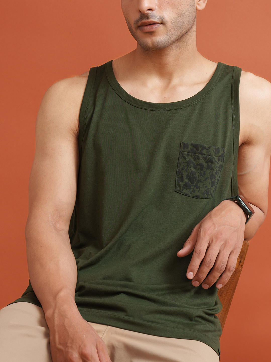 DAMENSCH Men Solid Cotton Regular Fit Pocket Print Tank Top