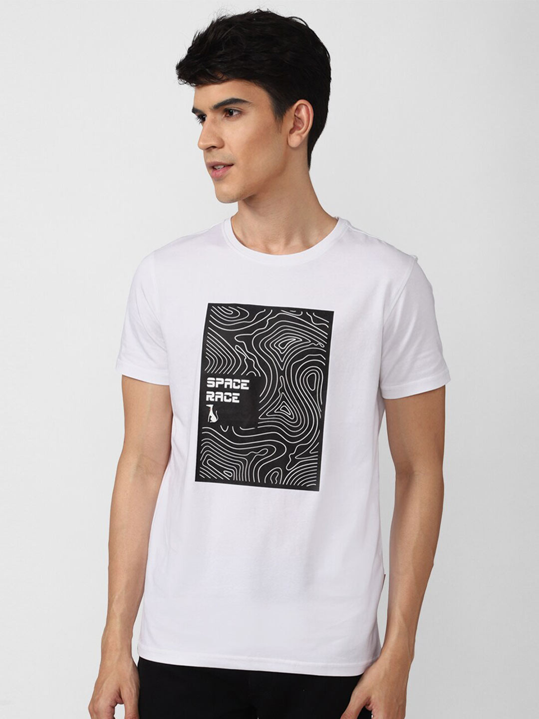 SIMON CARTER LONDON Men White Printed Slim Fit T-shirt