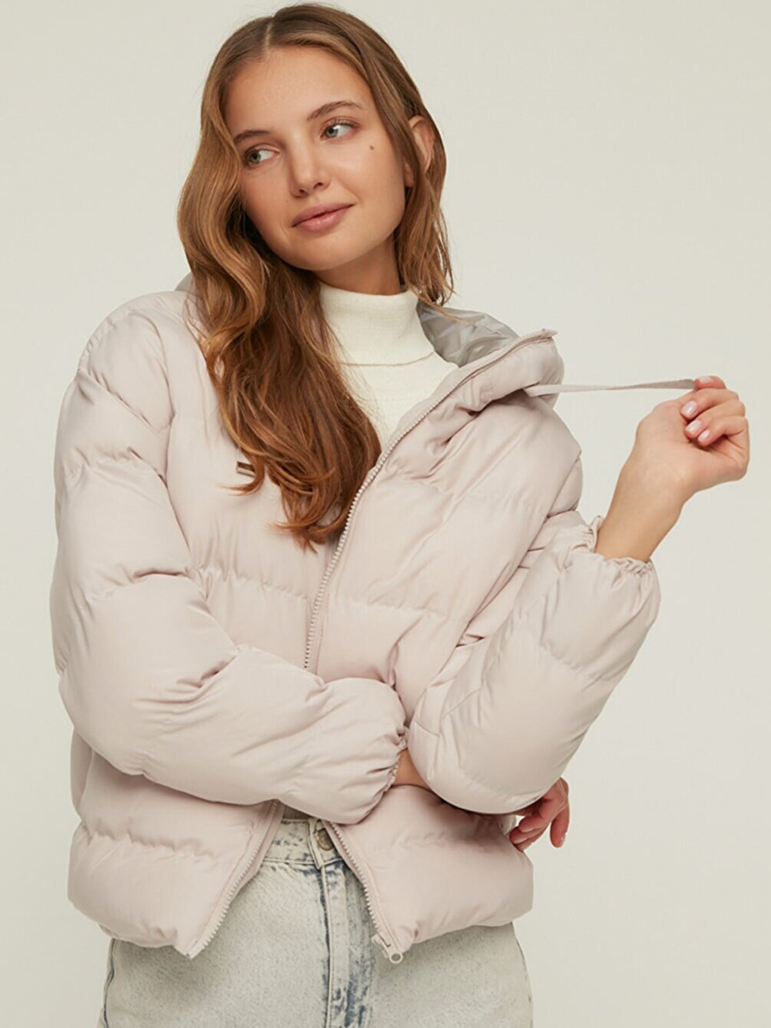 Trendyol Hooded Zip Closure Puffer Jacket