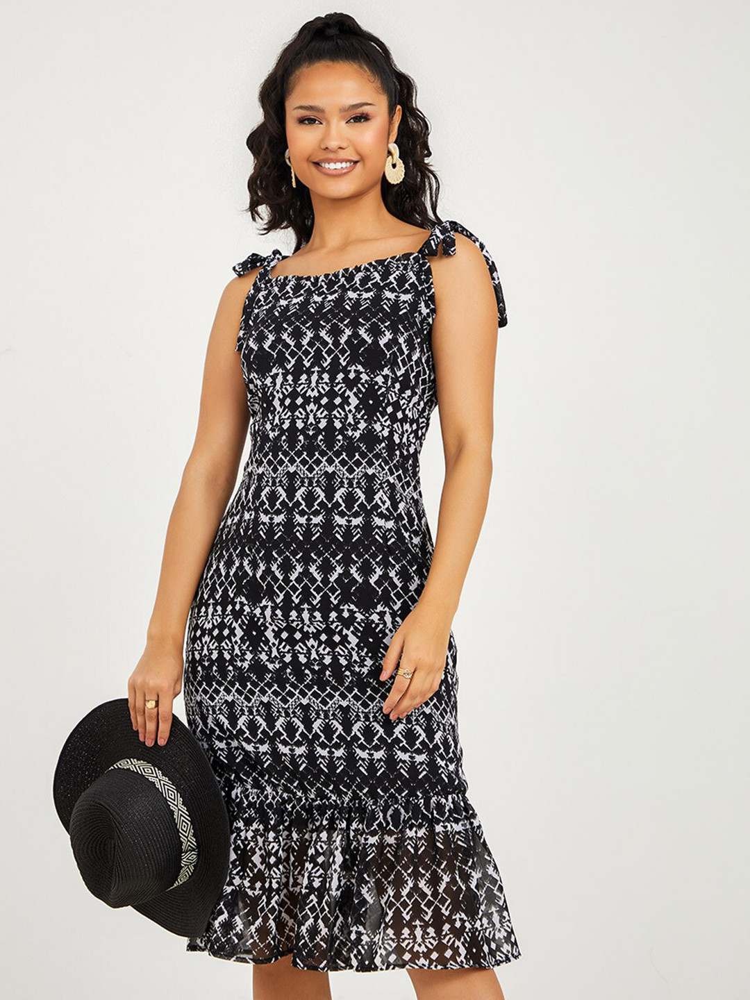 Styli Women Black & White Tie Shoulder Strap Boho Print Midi Dress