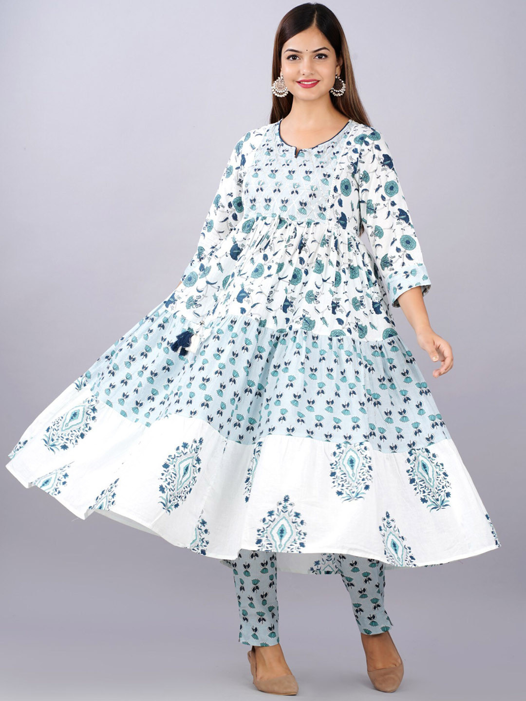 Glorious Women White Printed Tiered Pure Cotton Kurta with Trouser