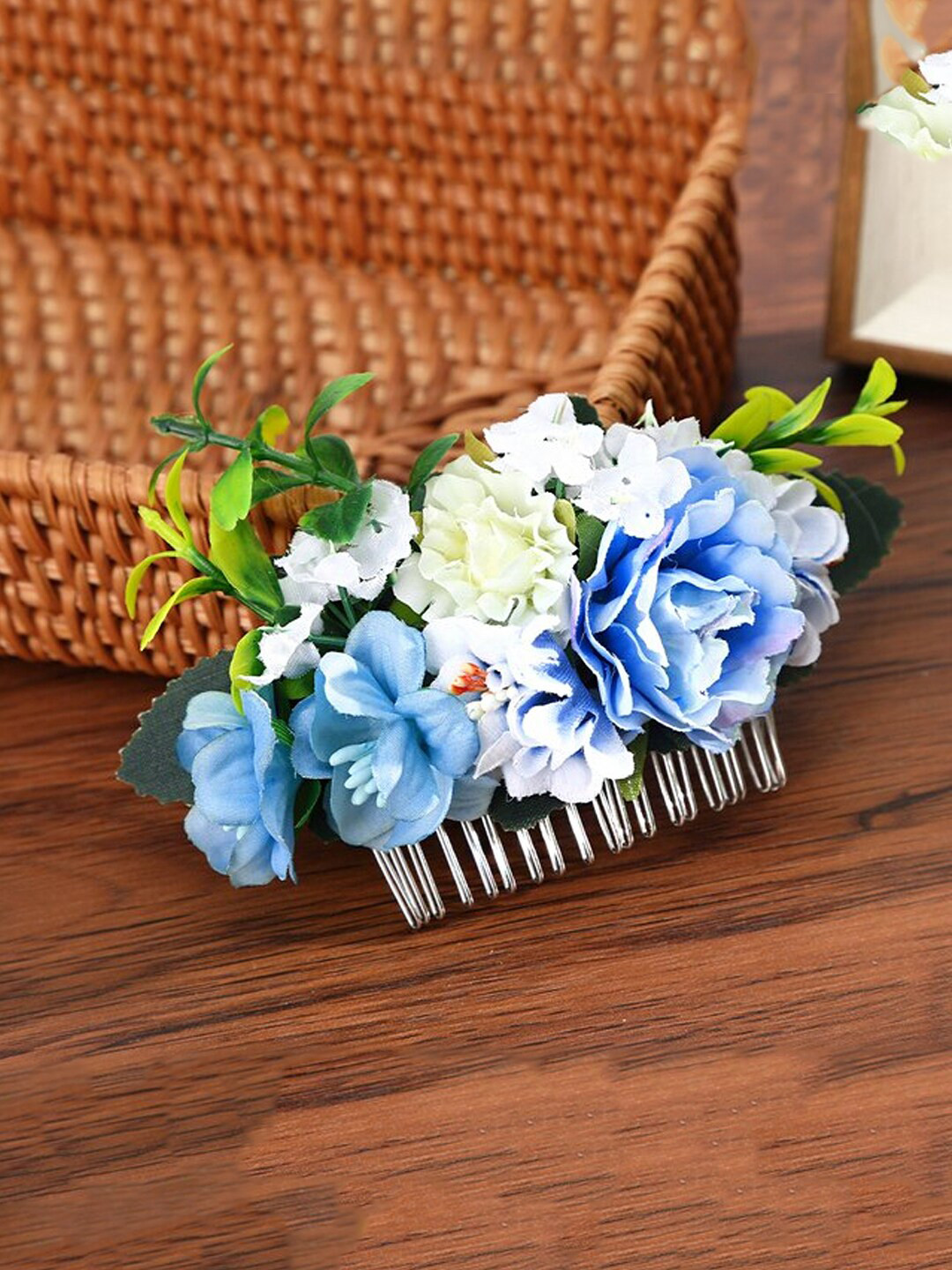 Yellow Chimes Women  Women Blue & White Bridal Floral Comb Pin