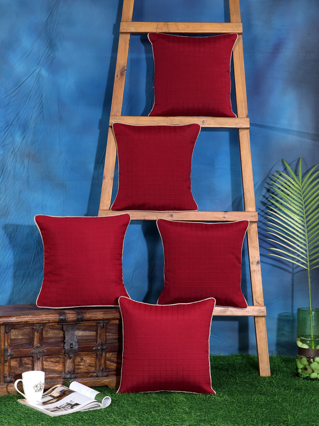 SOKNACK Maroon Solid Set of 5 Square Cushion Covers