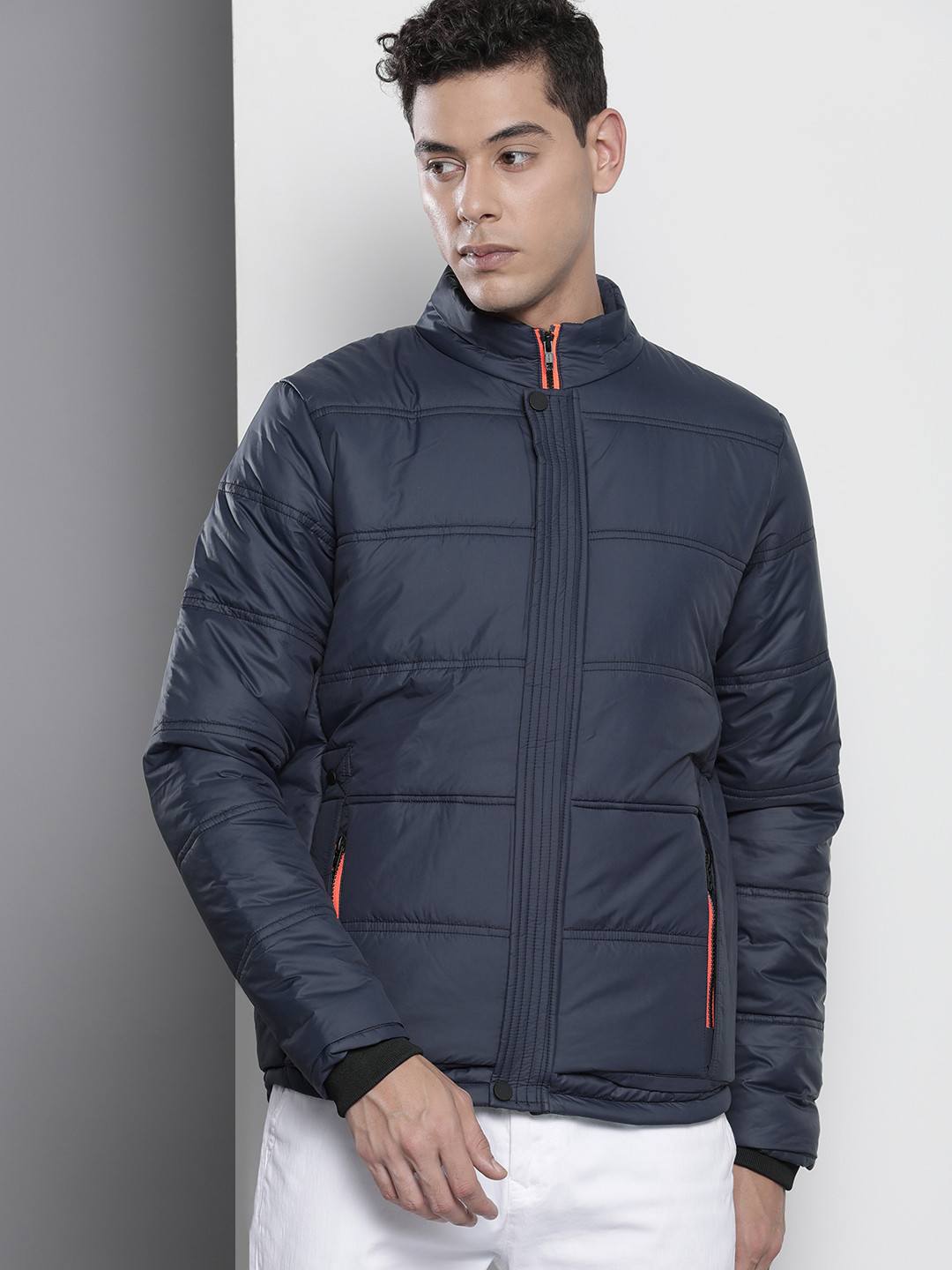 The Indian Garage Co Men Solid Zip-Front Puffer Jacket with Pockets