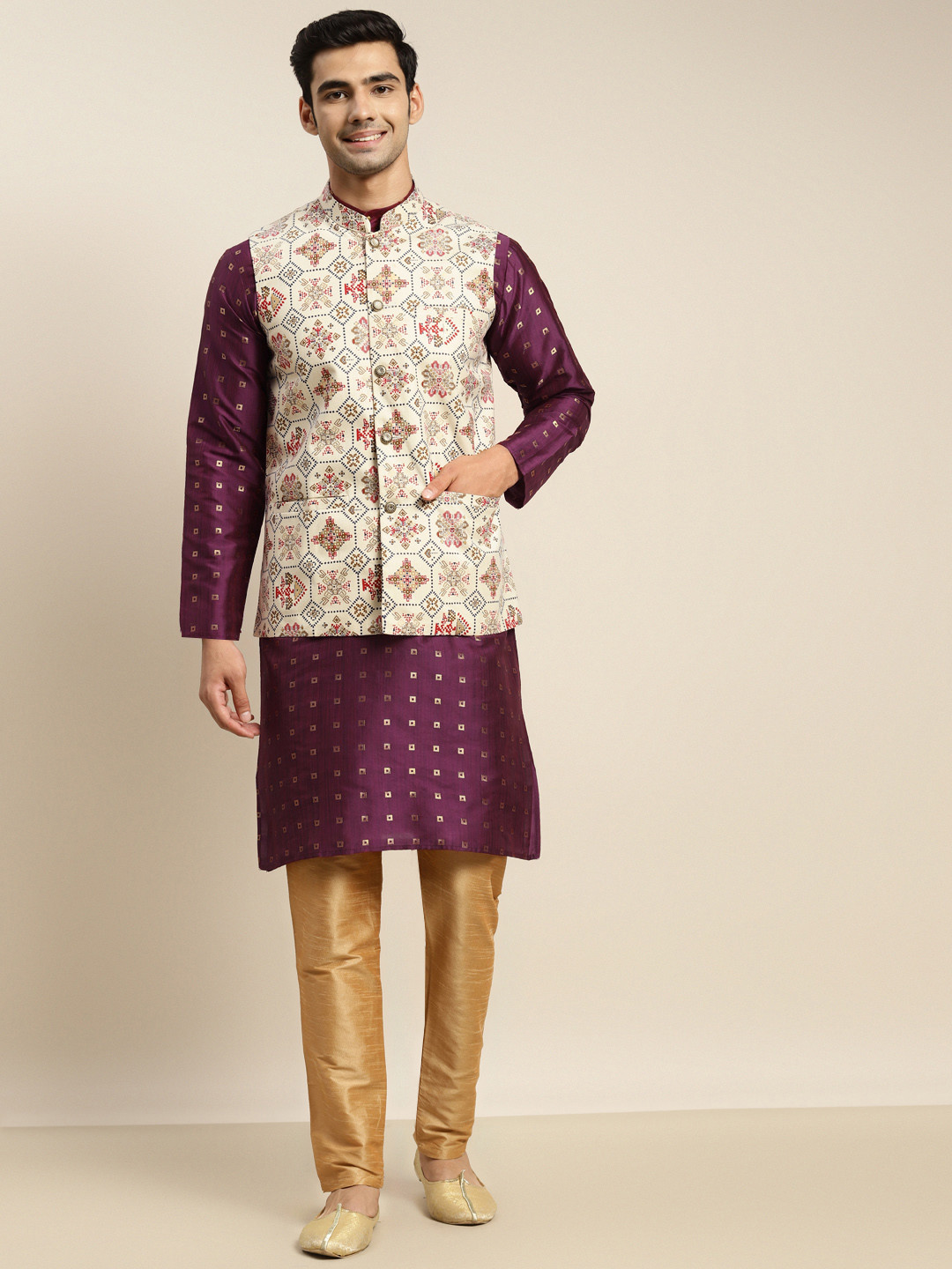 SOJANYA Men Purple Kurta with Churidar & Nehru Jacket