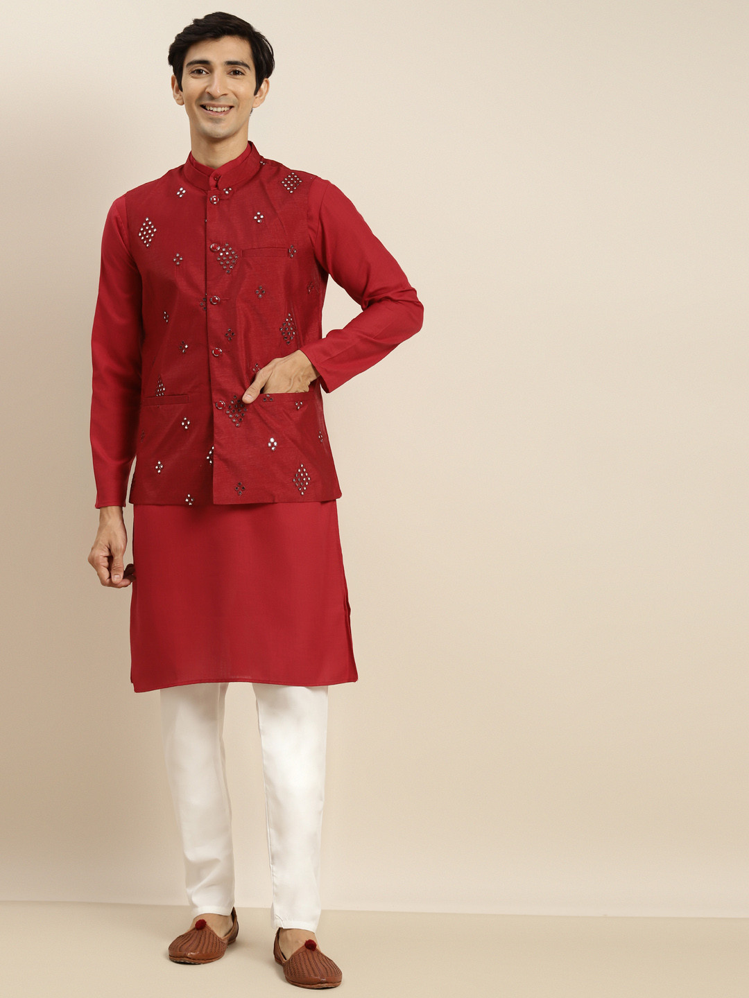 SOJANYA Men Red Mirror Work Pure Cotton Kurta with Churidar & Nehru Jacket