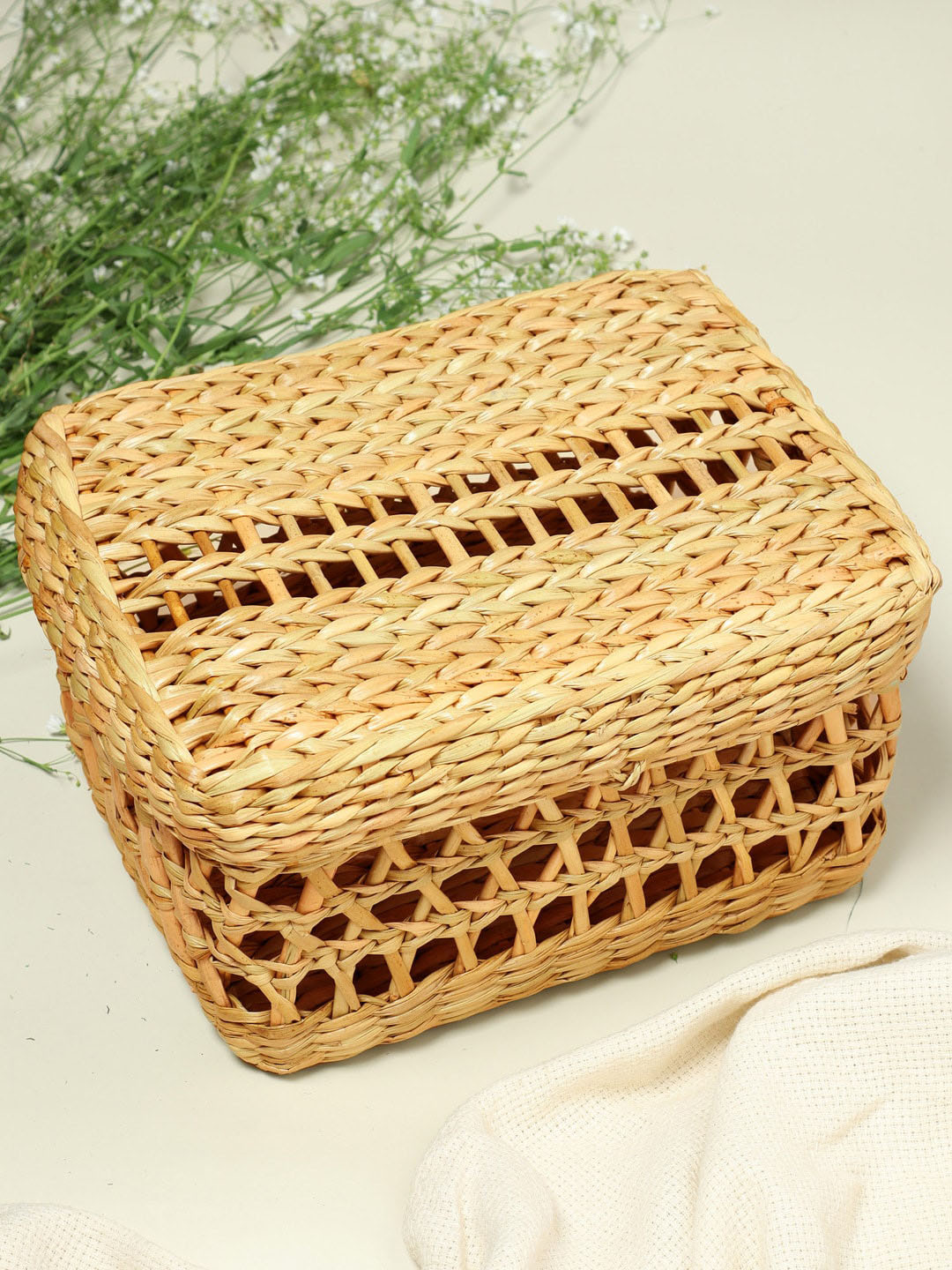 HABERE INDIA Beige Solid Seagrass Storage Basket