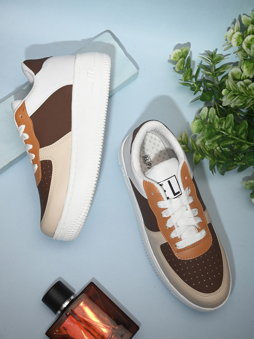 El Paso Women Brown Colourblocked Sneakers