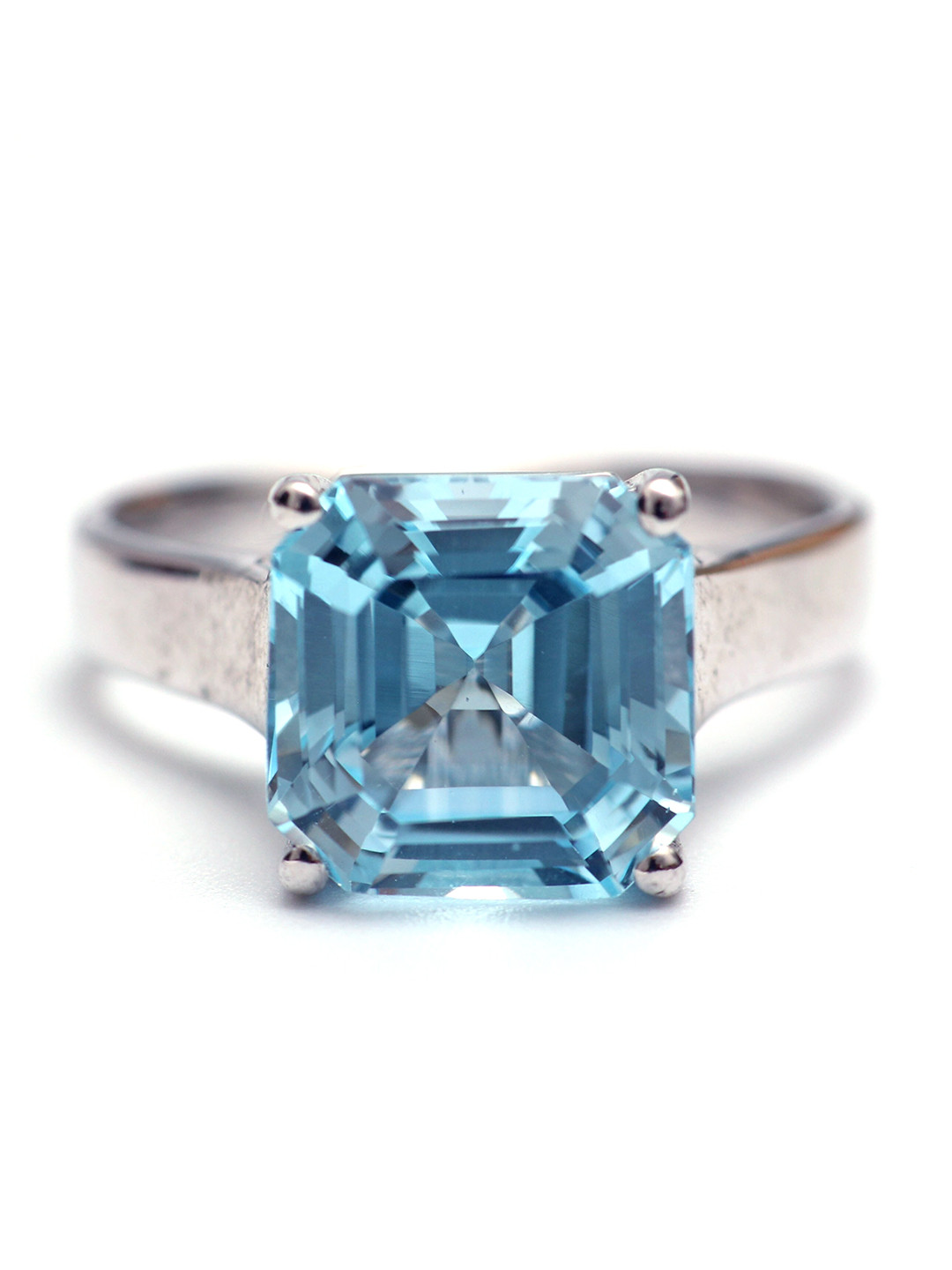 HIFLYER JEWELS Rhodium-Plated 925 Sterling Silver & Blue Stone Studded Finger Ring