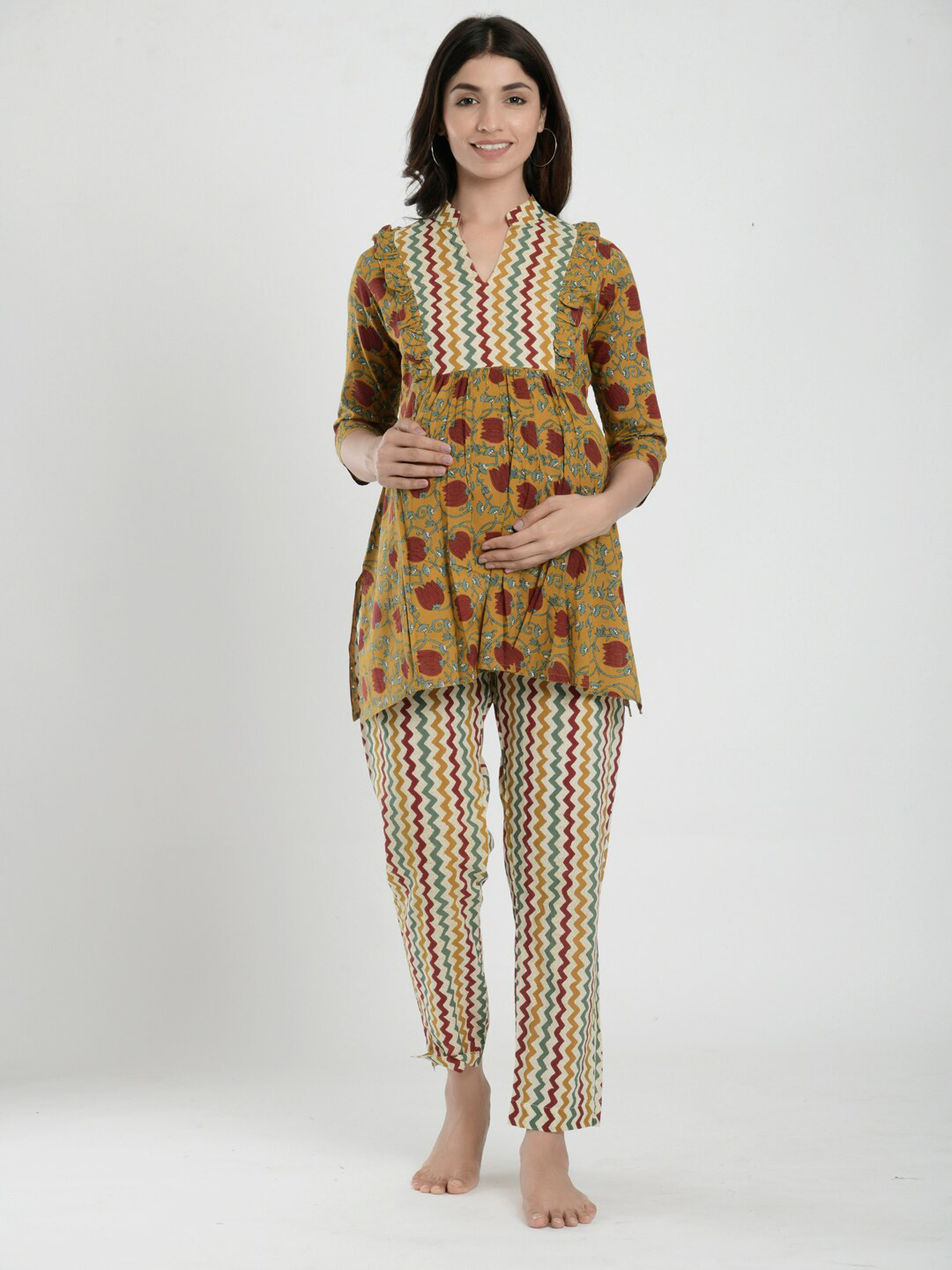 Ikk Kudi by Seerat Mustard Floral Print Maternity & Nursing Cotton Kurta with Pant Set