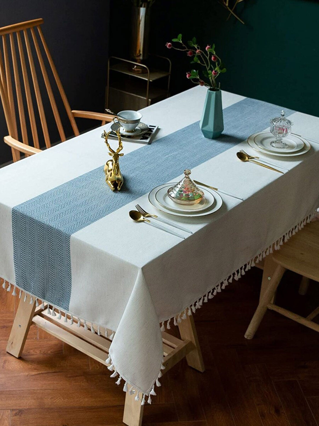 URBAN SPACE Blue Striped 6 Seater Table Cloth