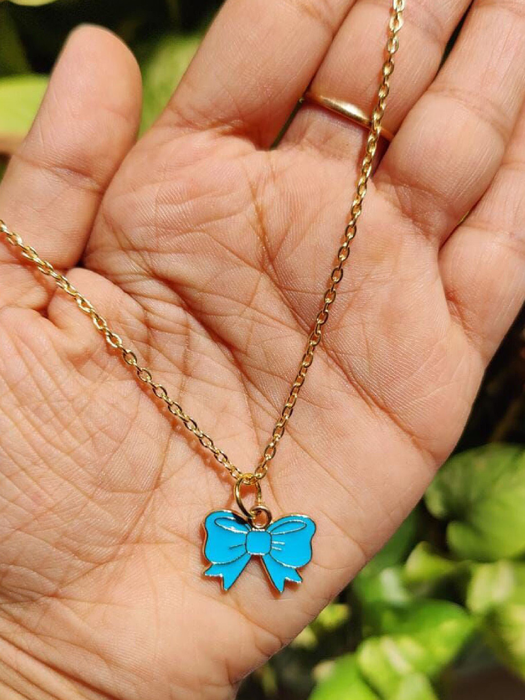 Pinapes Adults Gold-Plated & Blue Bow tie Necklace