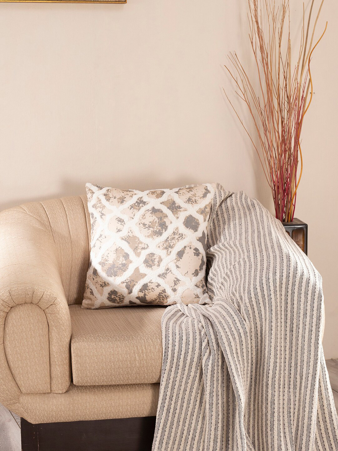 MASPAR Embroidery Nouveau Tradition Geometric Cotton Textured Cushion Cover -18x18In