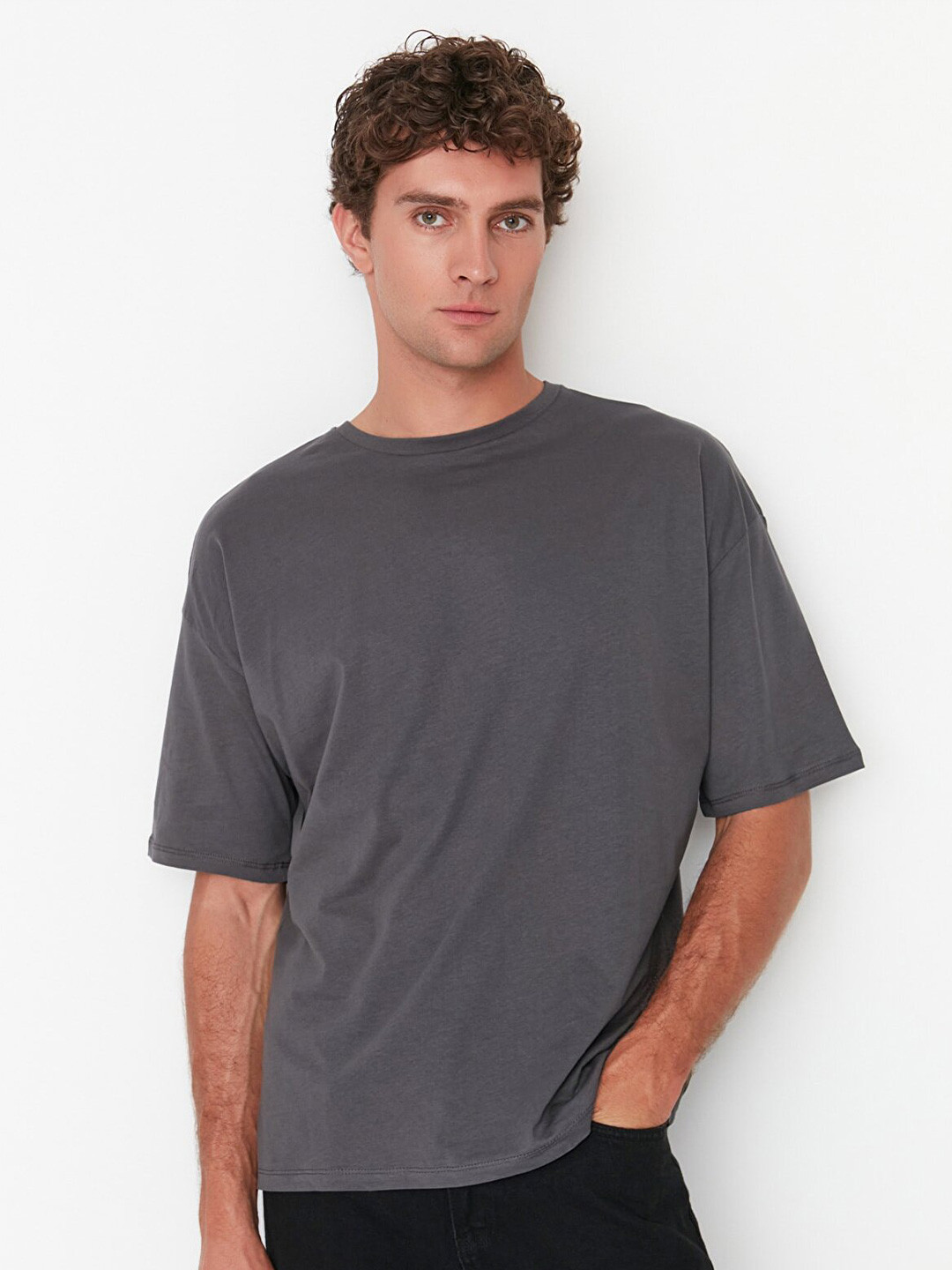 Trendyol Drop-Shoulder Sleeves Pure Cotton Baggy T-shirt