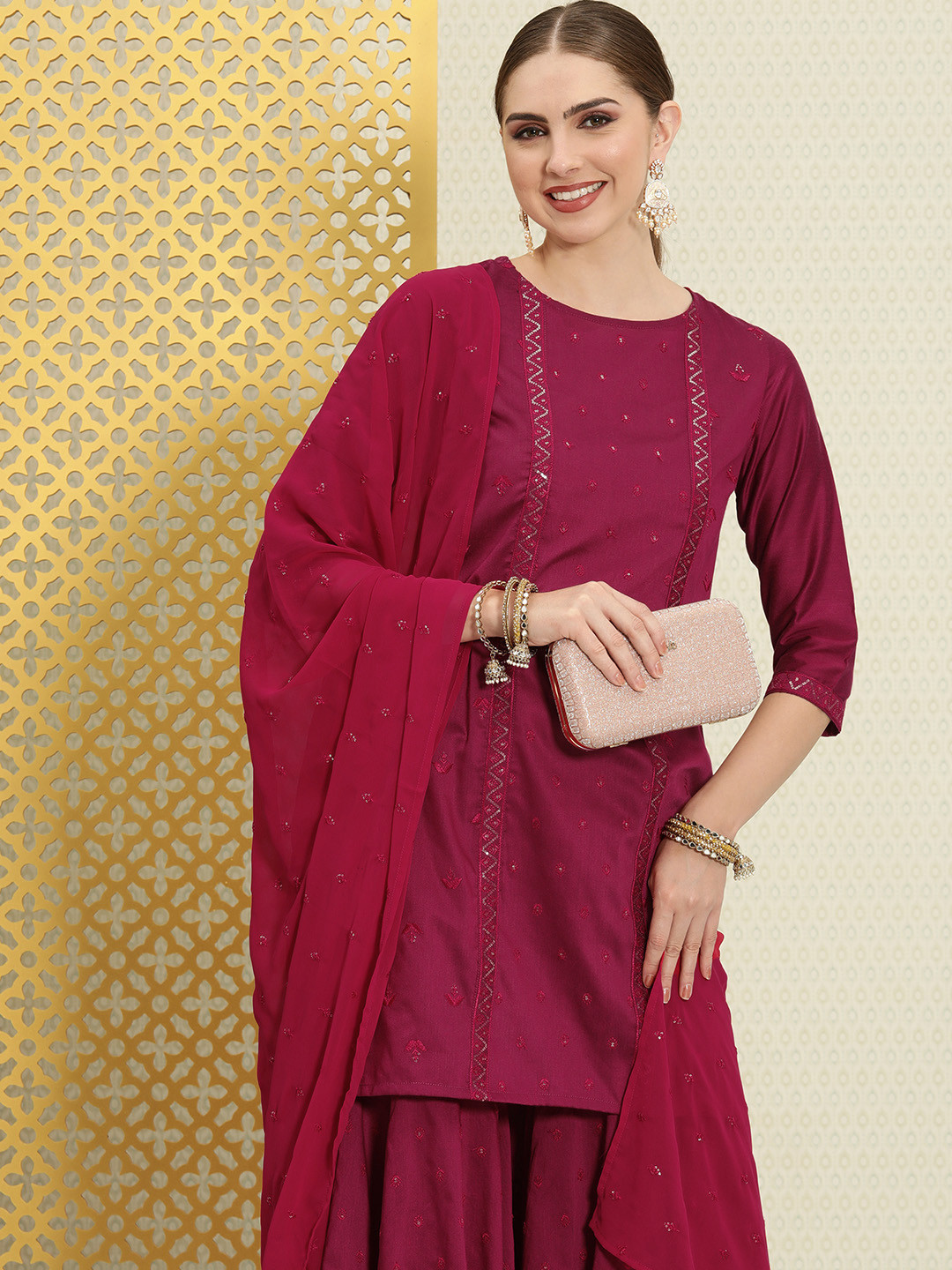 House of Pataudi Jashn Floral Sequinned Woven Design Kurti & Sharara With Dupatta