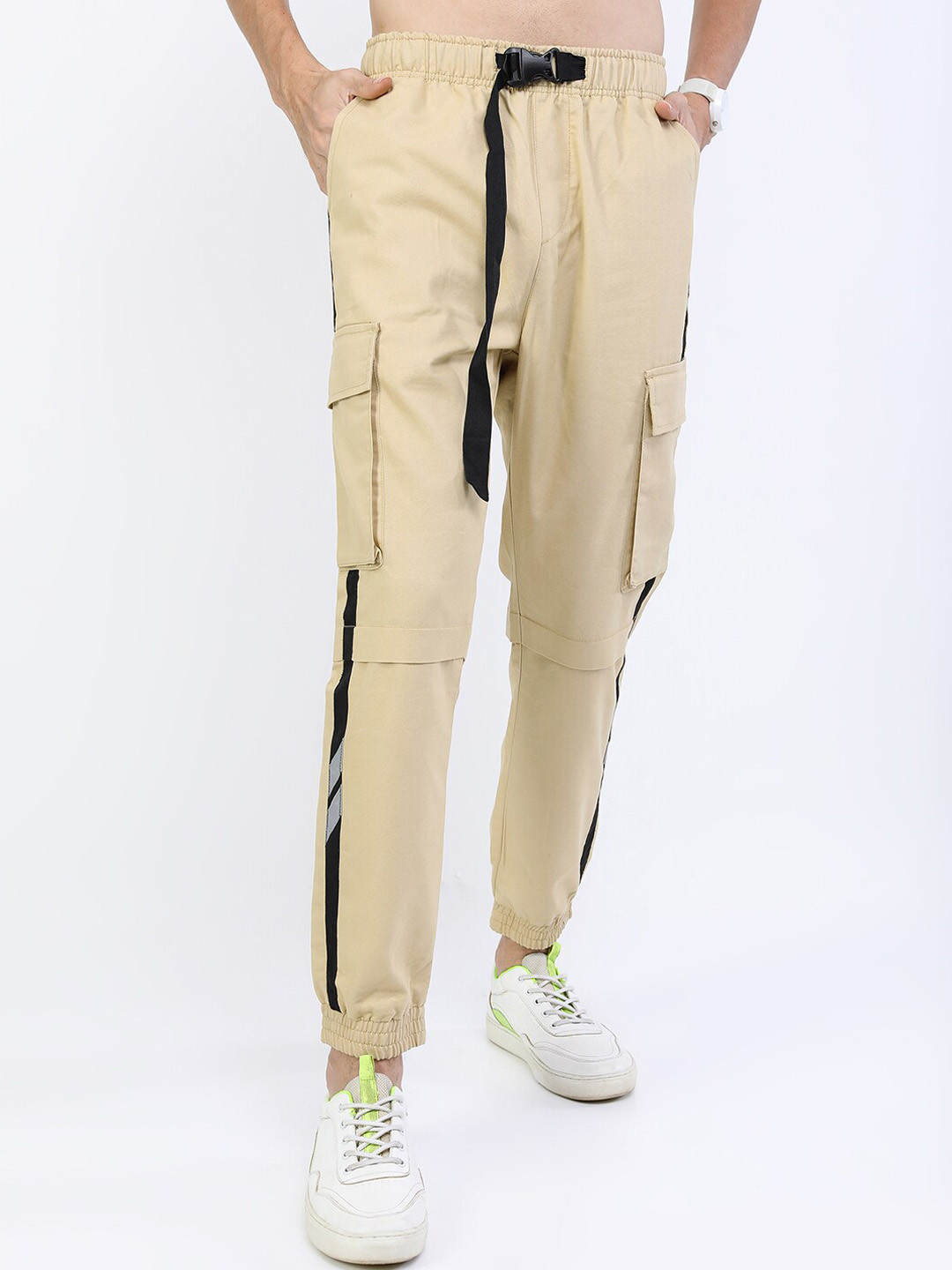 HIGHLANDER Men Beige Joggers Cargo Pocket Trousers
