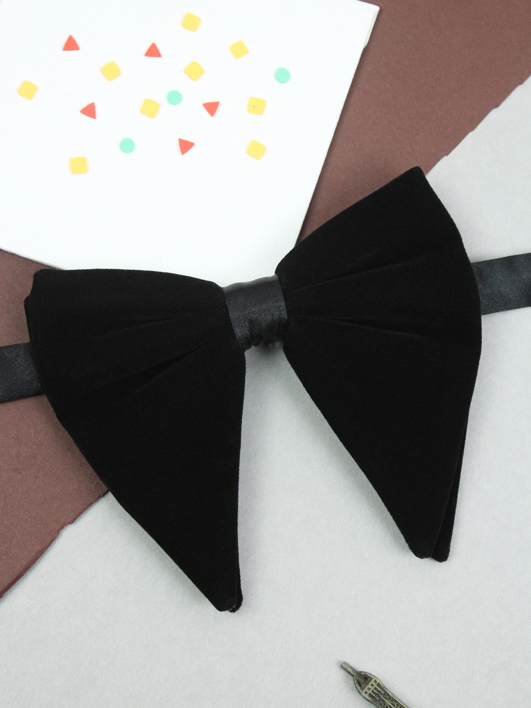 PELUCHE Unisex Black  Butterfly Bow Tie