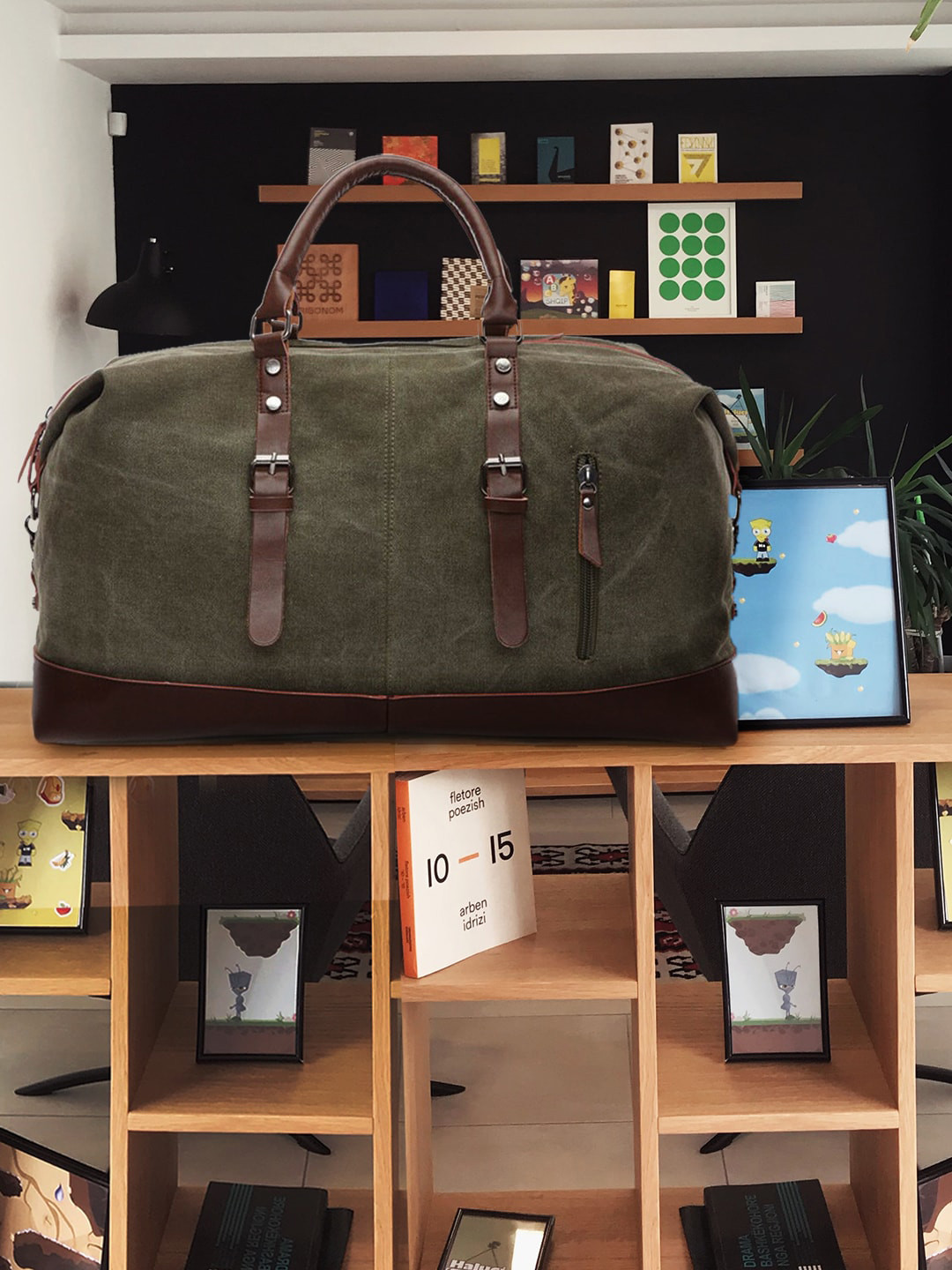 FUR JADEN Green & Brown Solid Duffel Bag