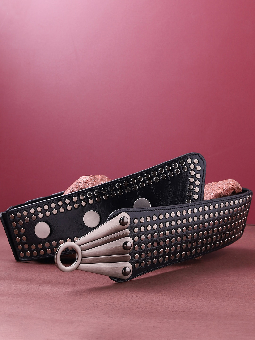 HAUTE SAUCE  Women Black & Silver Textured PU Belt