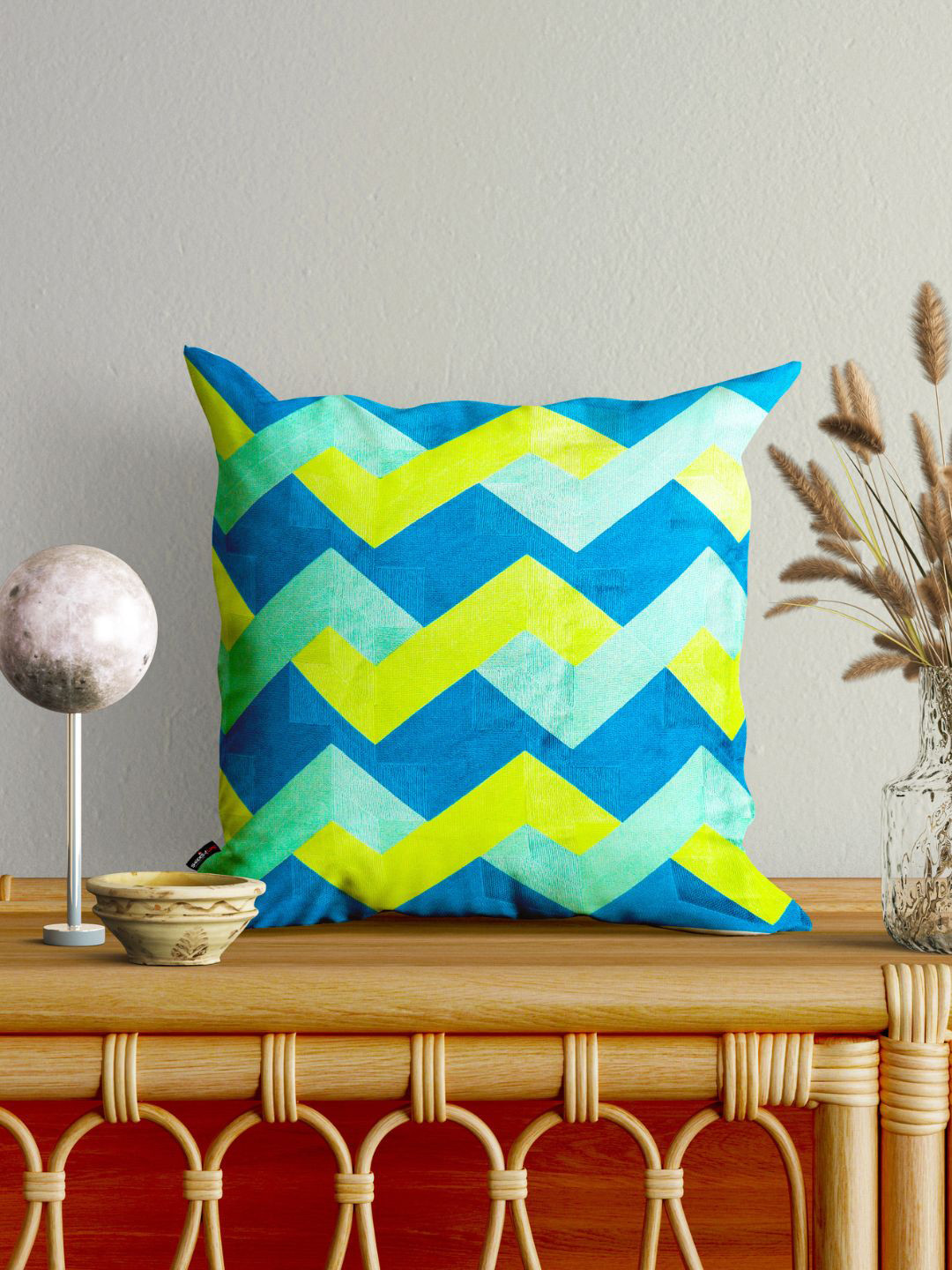 SHADES of LIFE Blue & Lime Green Set of 2 Geometric Square Cushion Covers