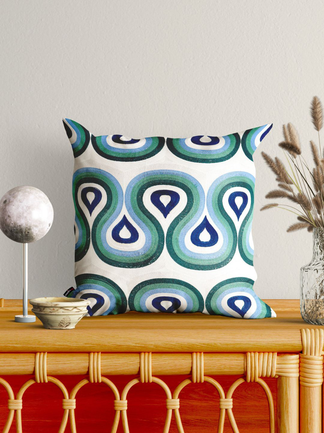 SHADES of LIFE White Abstract Cotton Lightweight 2 Piece Square Cushion Covers -16x16In