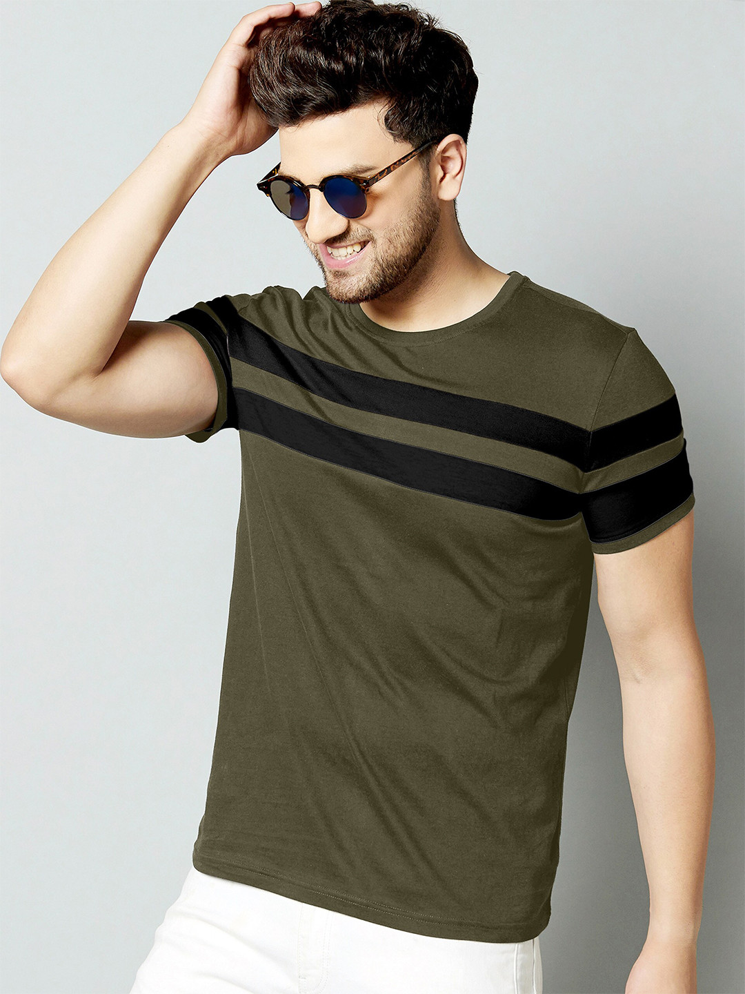 AUSK Men Green & Black Cotton T-shirt