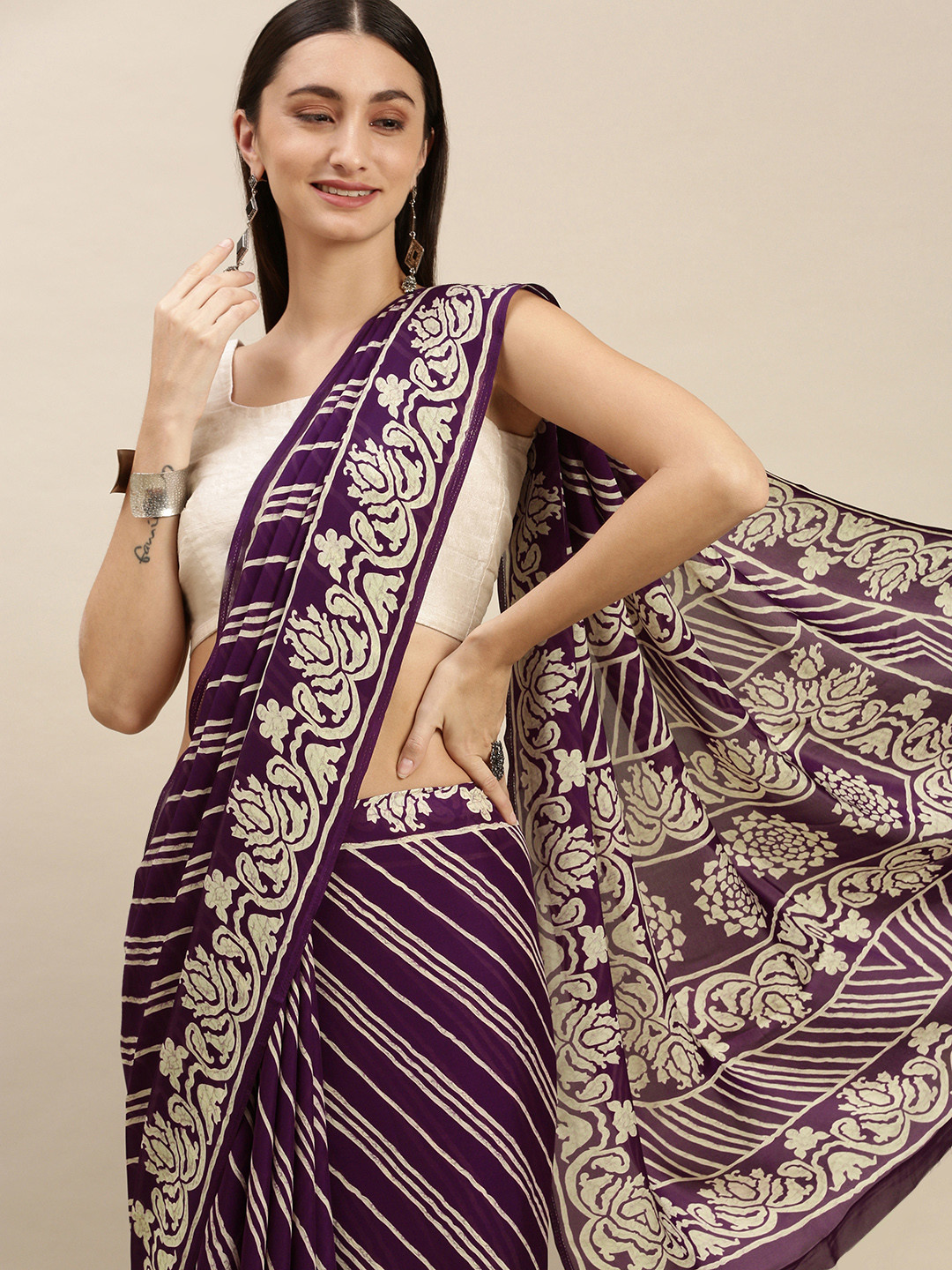 RACHNA Purple Ethnic Motifs Printed Satin Saree with Blouse