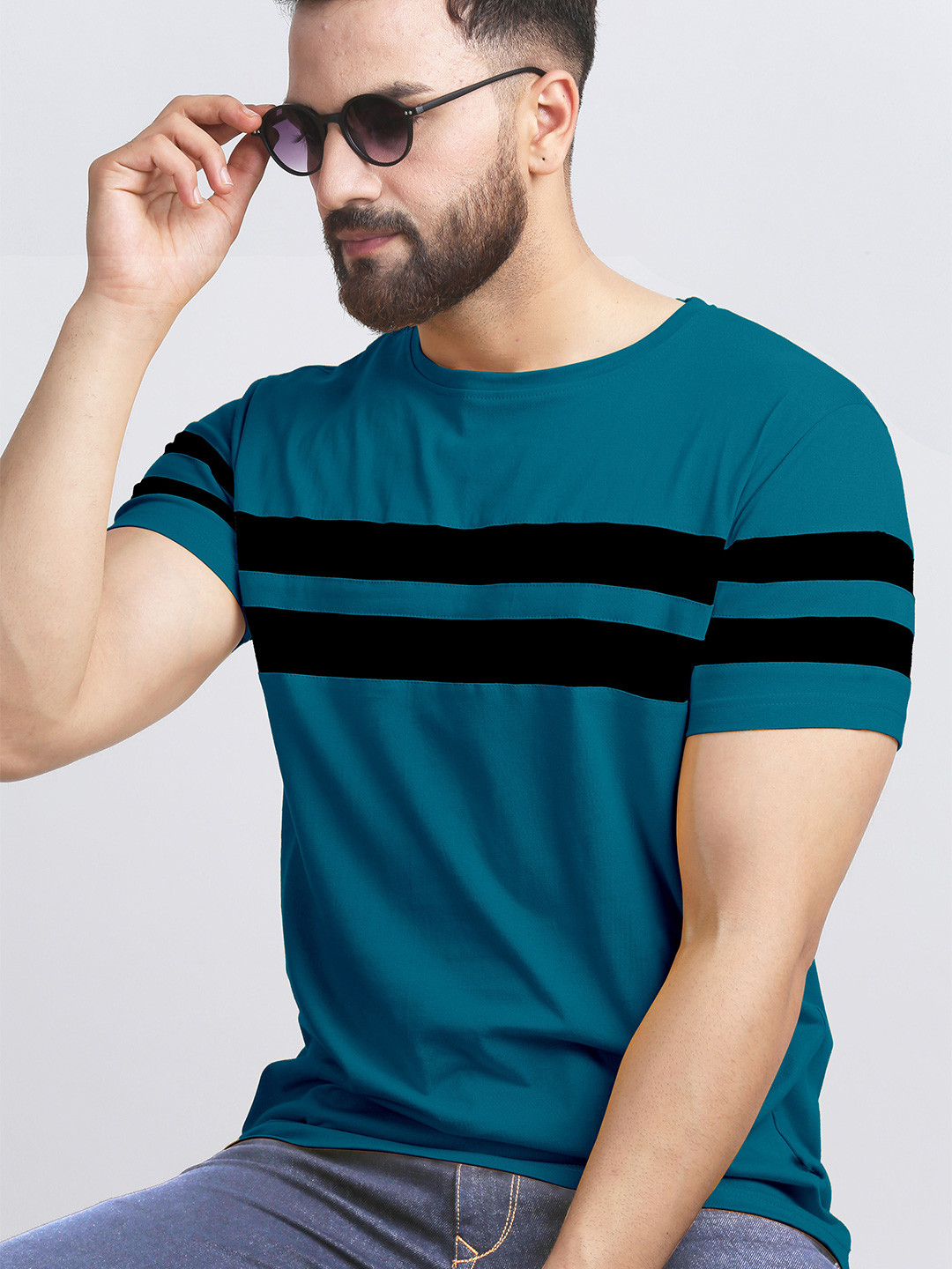 Ausk Teal Blue & Black Colorblocked Round Neck Half Sleeve T-Shirt