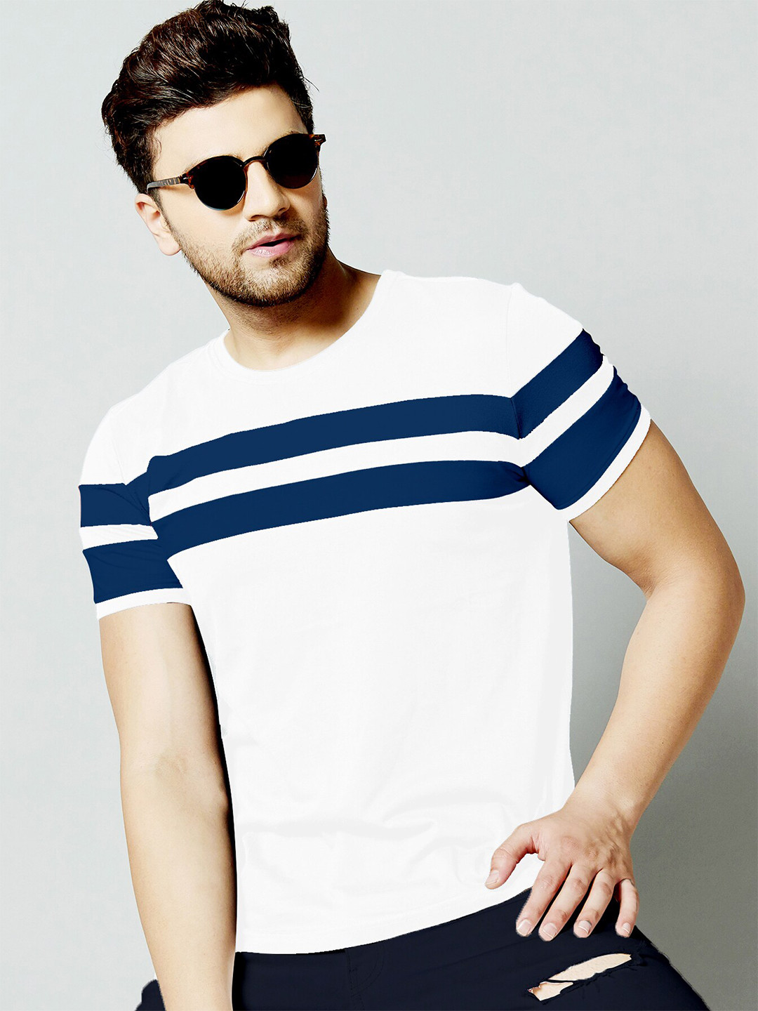 AUSK Men White Striped Applique T-shirt with Mask
